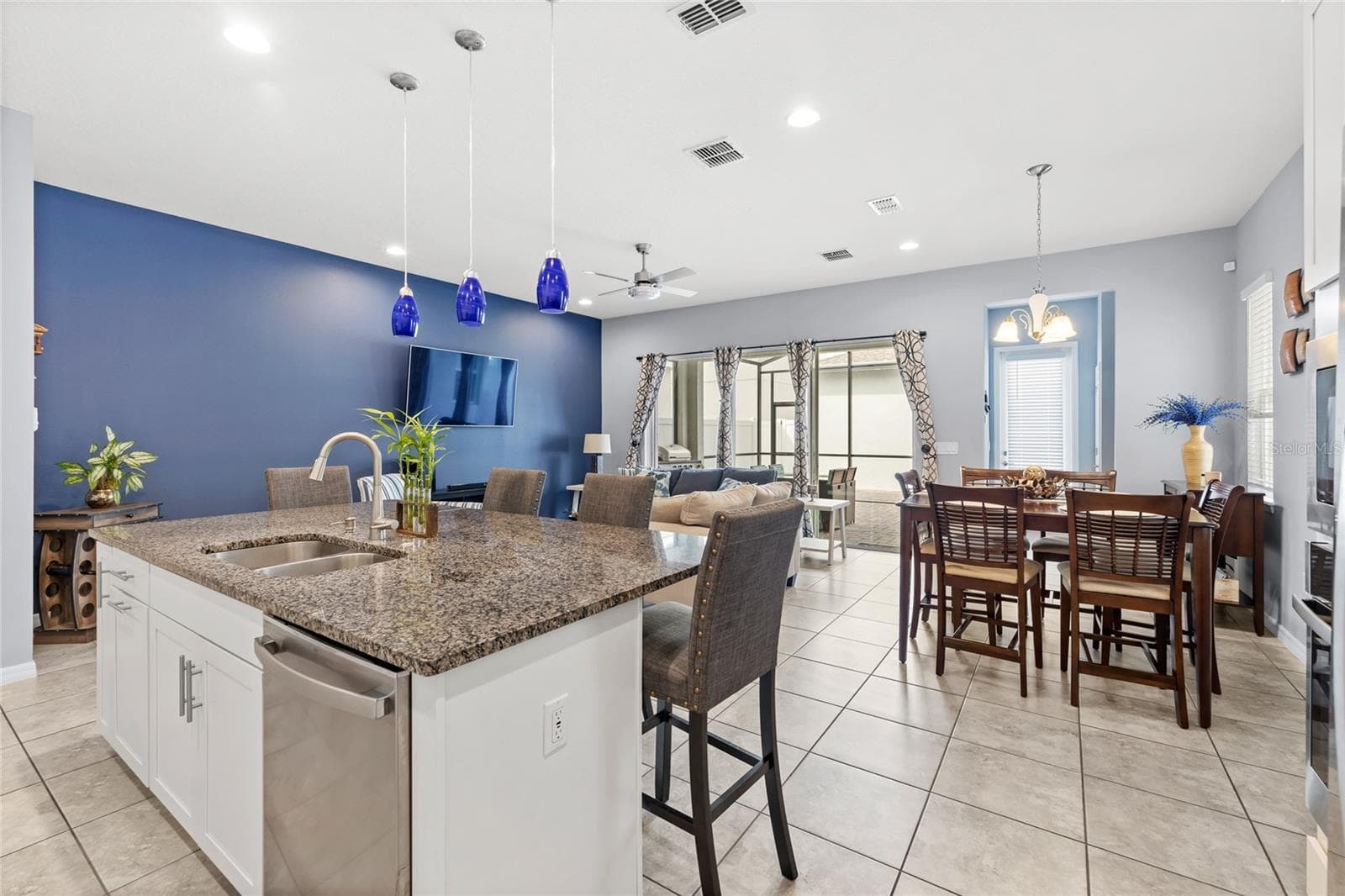 Single Family Residence at 15411 GILLIGAN CT, WINTER GARDEN, photo 10 of 27