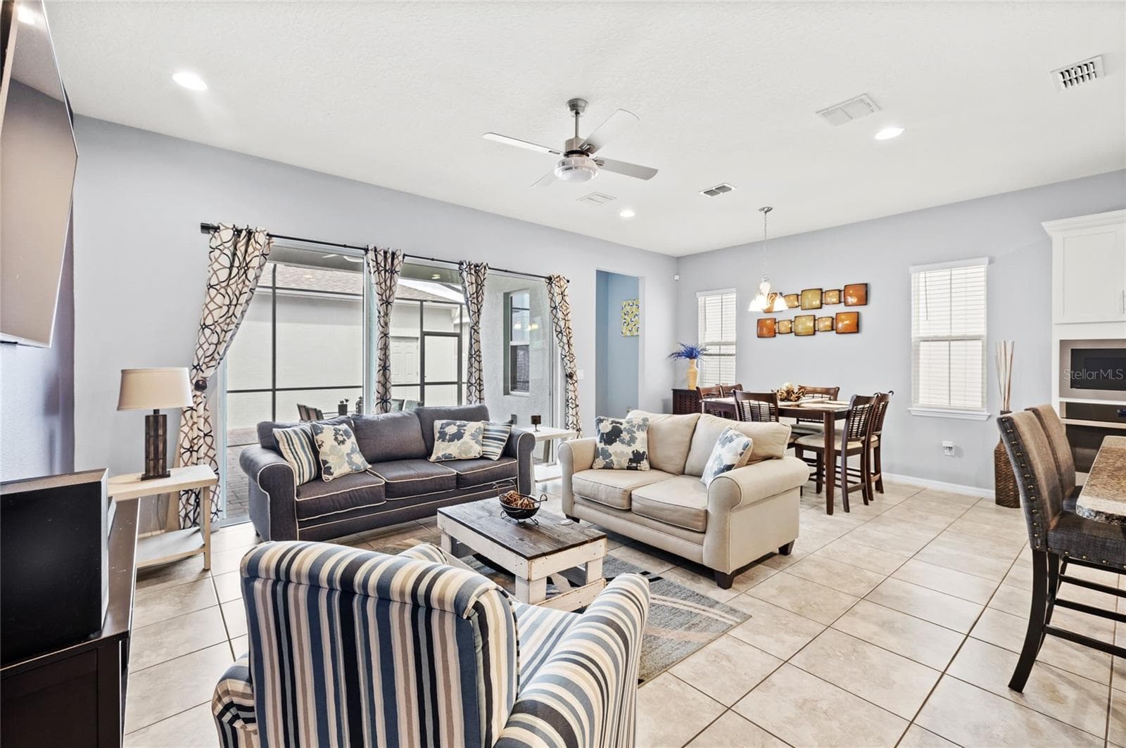 Single Family Residence at 15411 GILLIGAN CT, WINTER GARDEN, photo 11 of 27