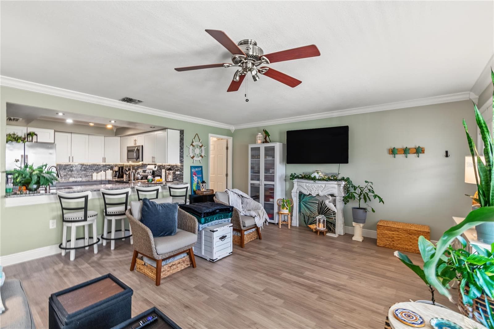 Condominium at 3621 EDGEWATER DR #207, SEBRING, photo 7 of 26