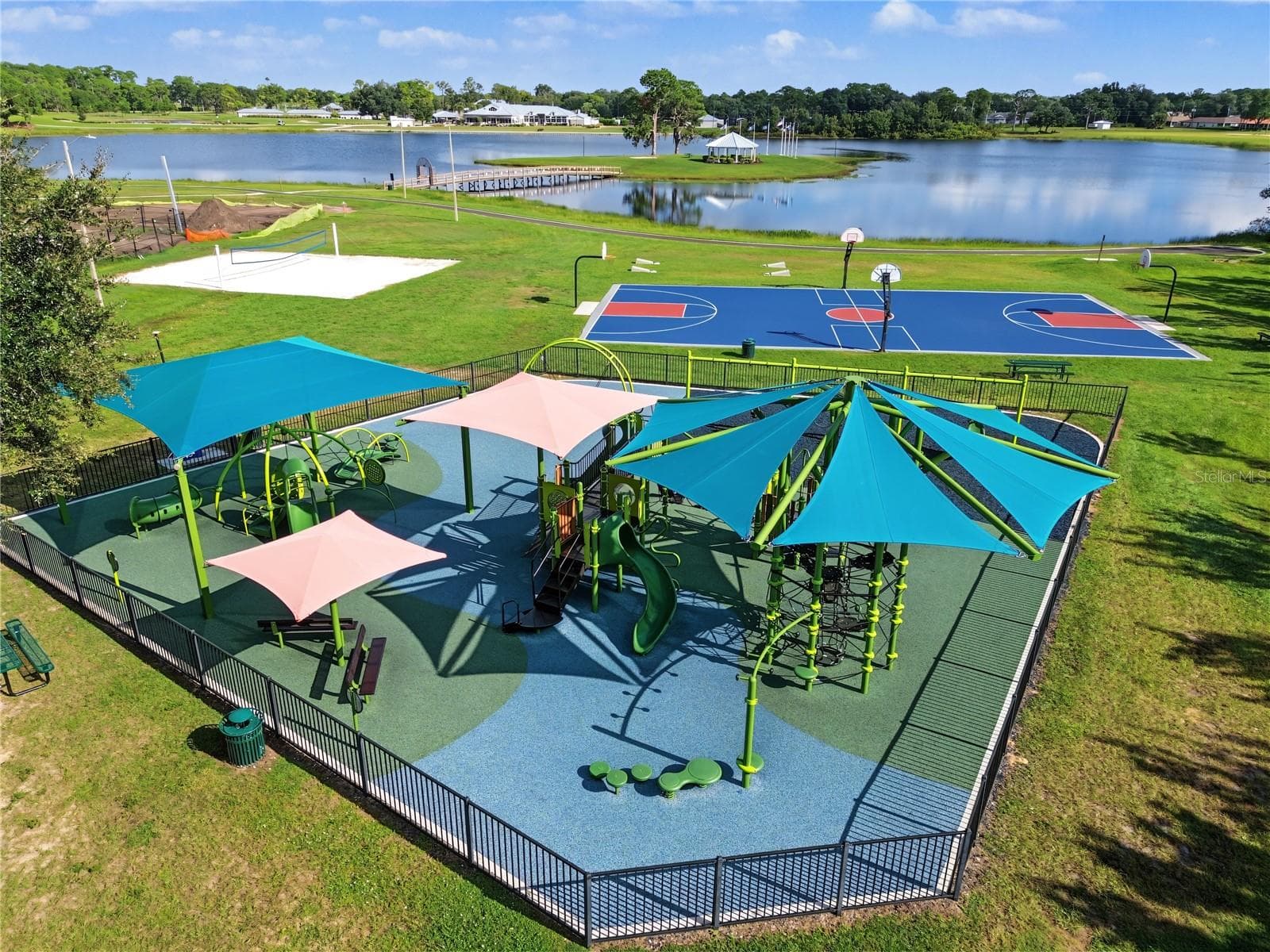 playground - 3621 EDGEWATER DR #207, SEBRING