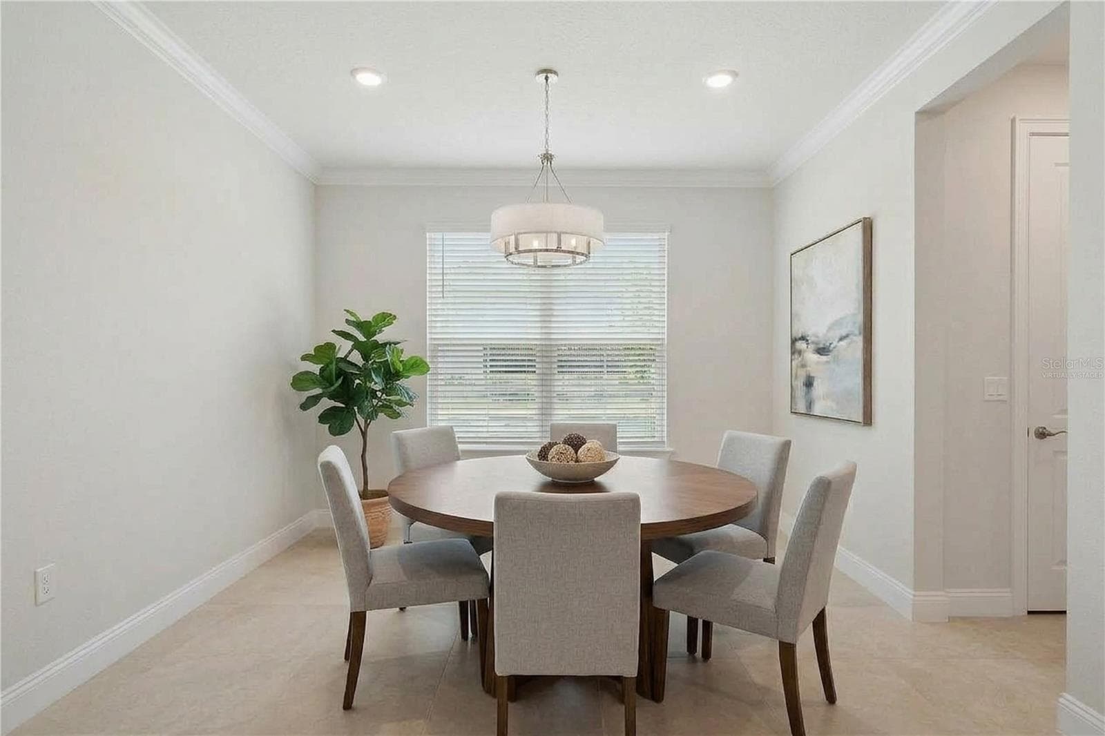 Virtually Staged Dining Space - 13129 FARO CT, WINTER GARDEN