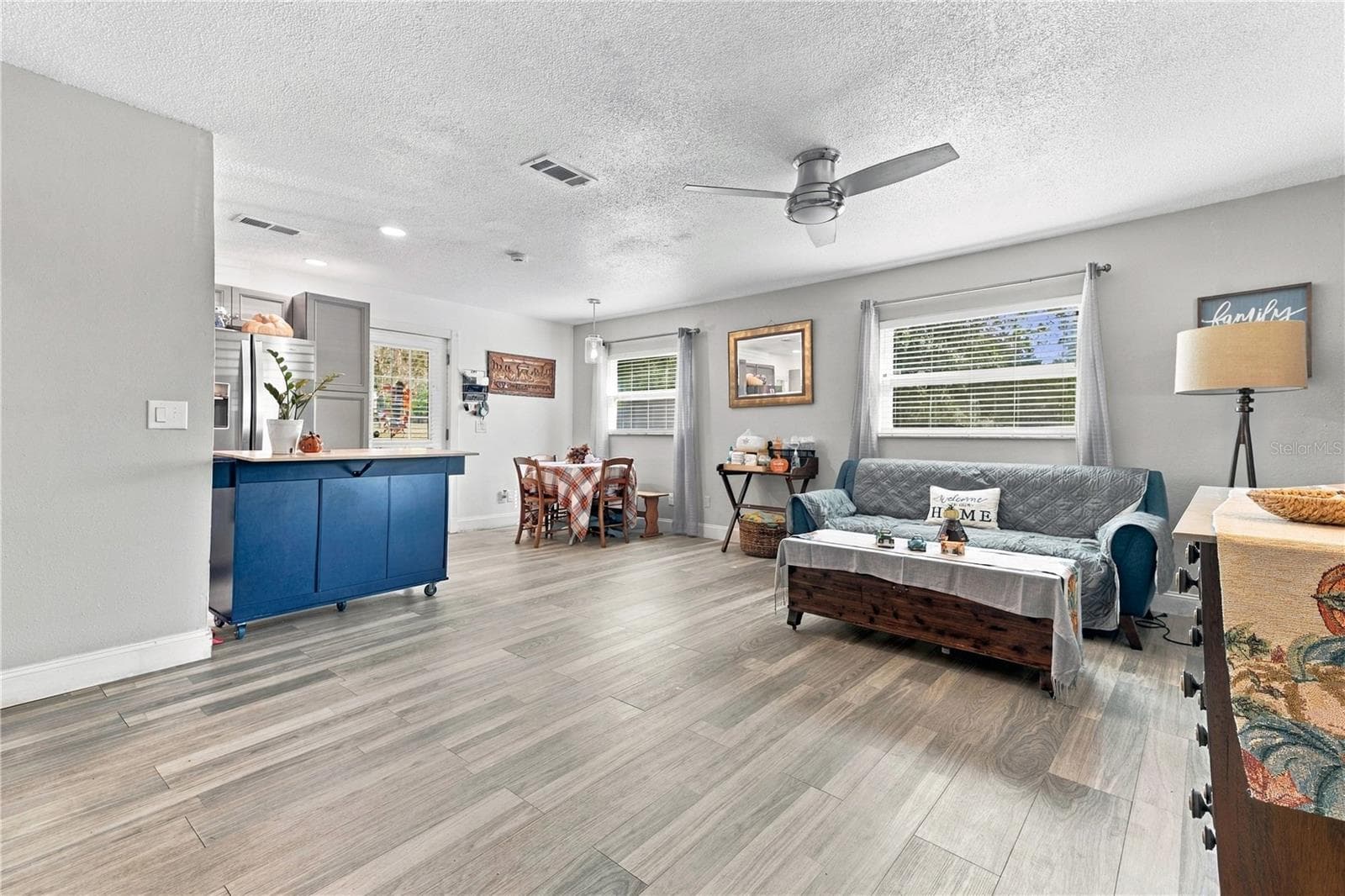 Single Family Residence at 705 NE 44TH AVE, OCALA, photo 2 of 32
