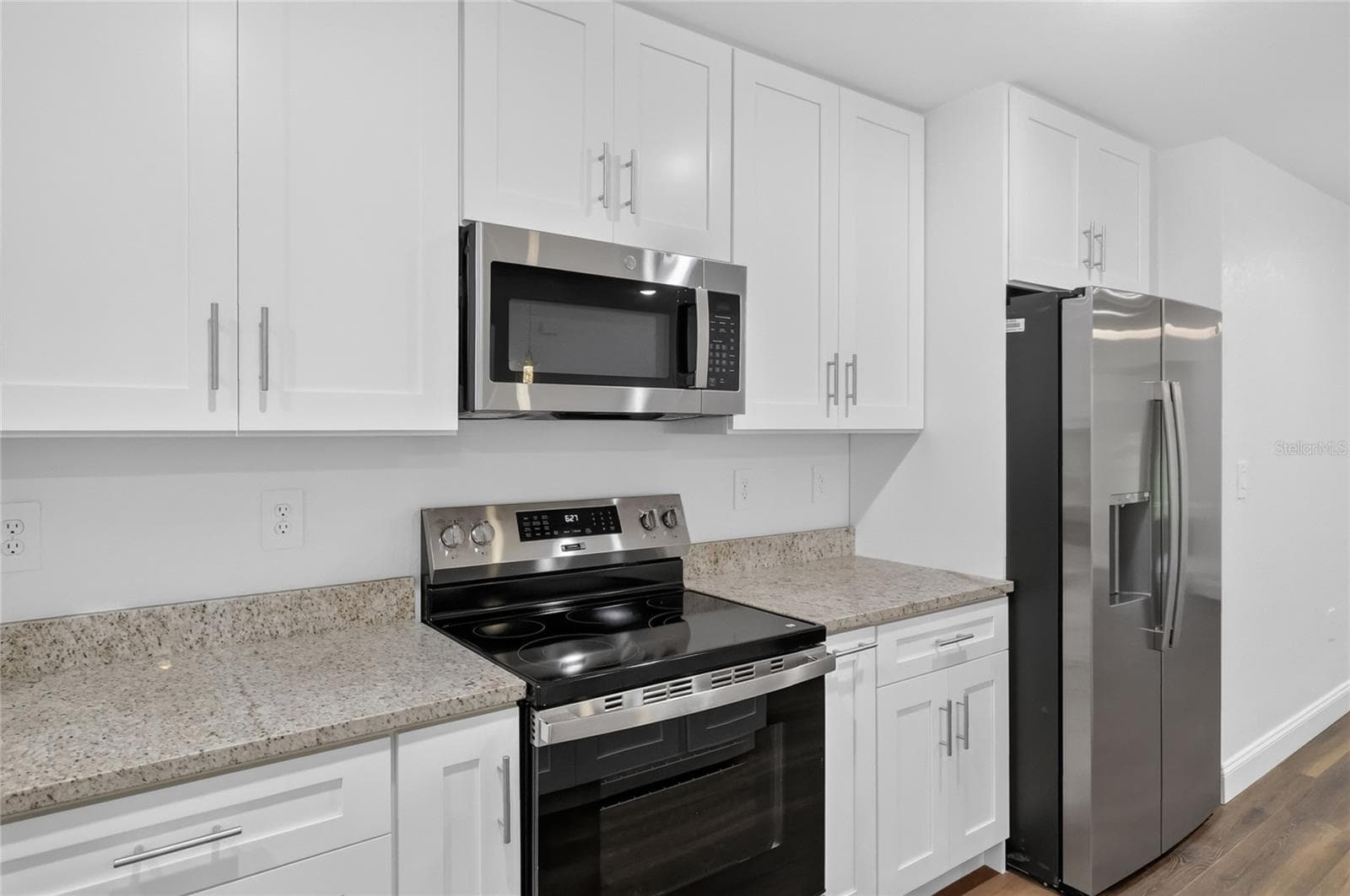 Single Family Residence at 1097 CAREFREE COVE DR, WINTER HAVEN, photo 15 of 50