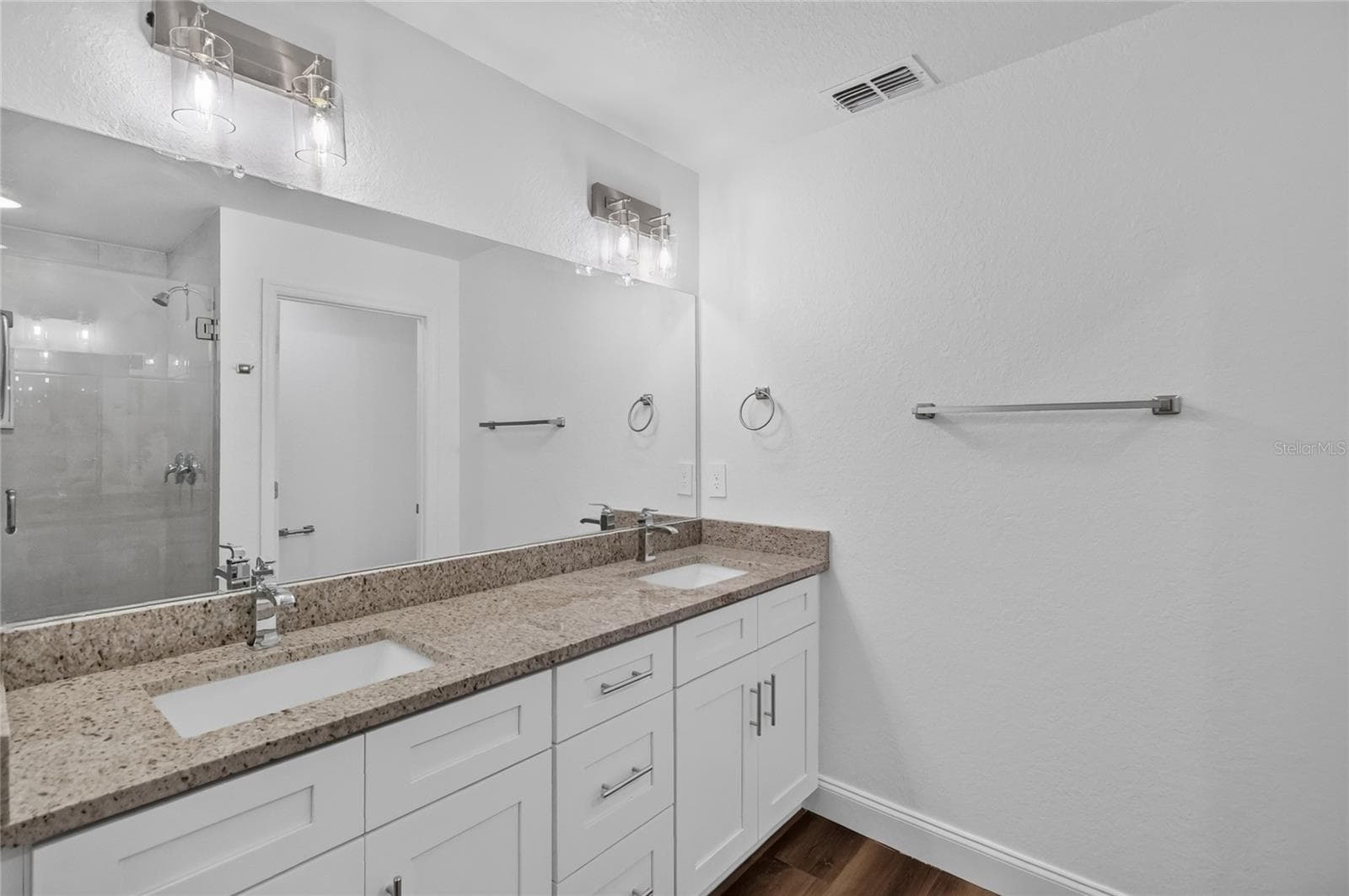 Single Family Residence at 1097 CAREFREE COVE DR, WINTER HAVEN, photo 25 of 50