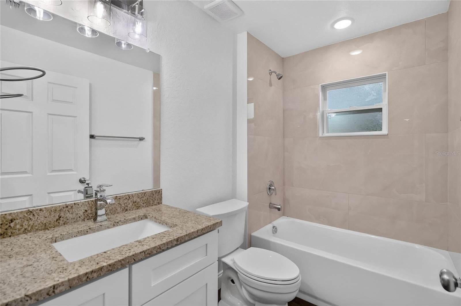 Single Family Residence at 1097 CAREFREE COVE DR, WINTER HAVEN, photo 28 of 50