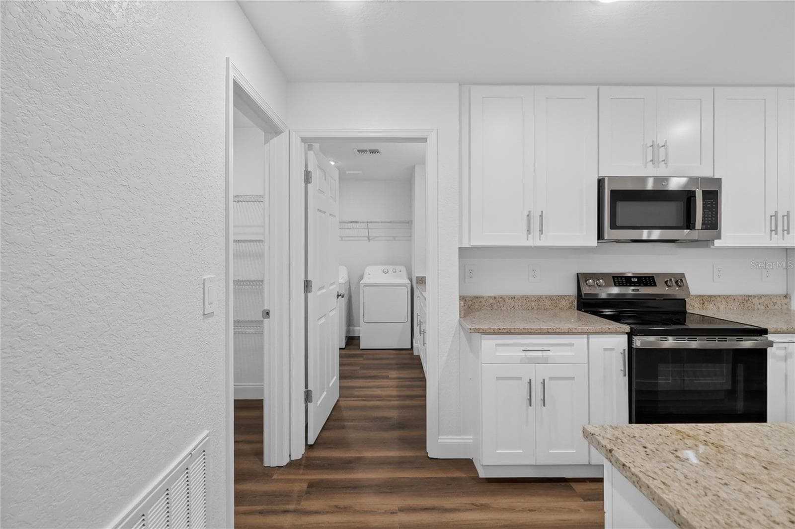 Single Family Residence at 1097 CAREFREE COVE DR, WINTER HAVEN, photo 34 of 50