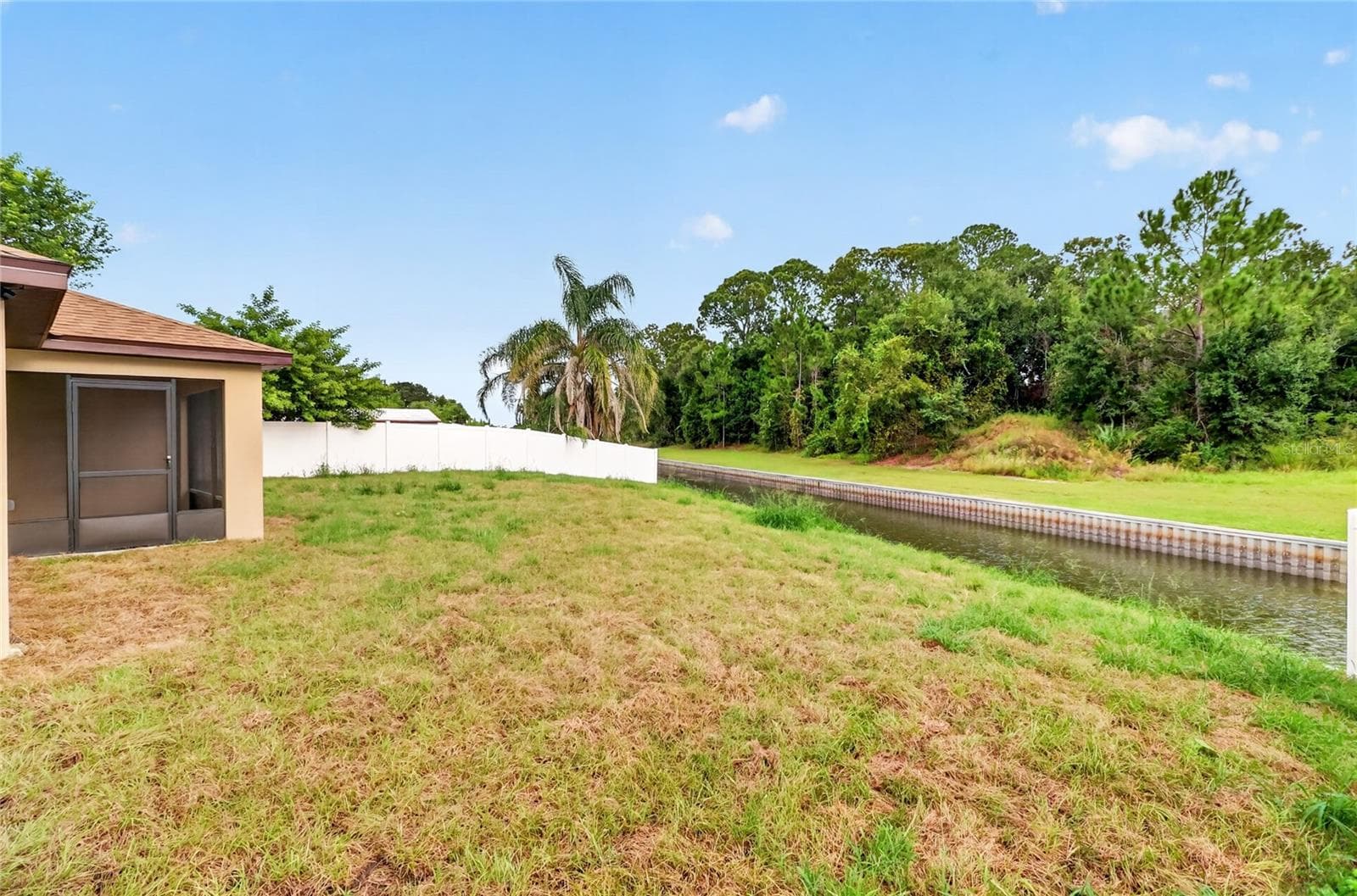 Single Family Residence at 1097 CAREFREE COVE DR, WINTER HAVEN, photo 42 of 50