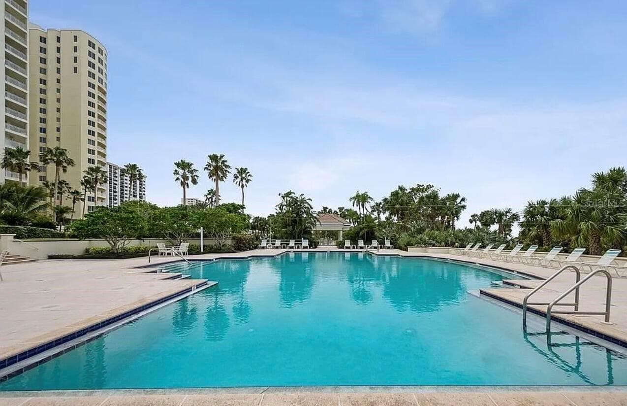 Condominium at 1180 GULF BLVD #806, CLEARWATER, photo 23 of 31