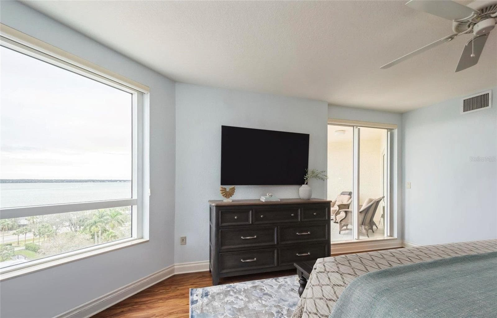 Condominium at 1180 GULF BLVD #806, CLEARWATER, photo 31 of 31