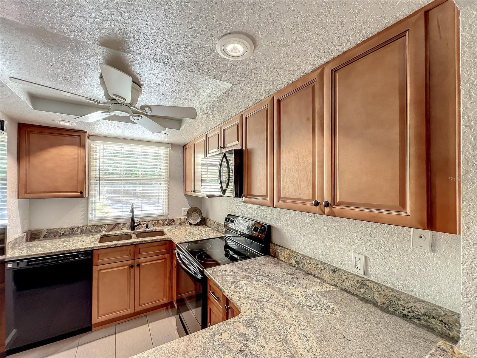 Condominium at 784 E MICHIGAN ST #25, ORLANDO, photo 13 of 52