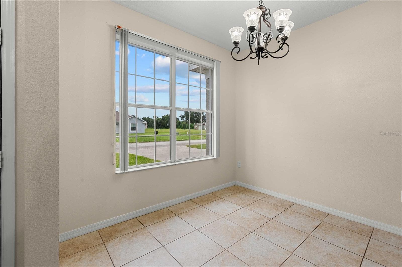 Single Family Residence at 2420 SE 75TH BLVD, BUSHNELL, photo 9 of 49