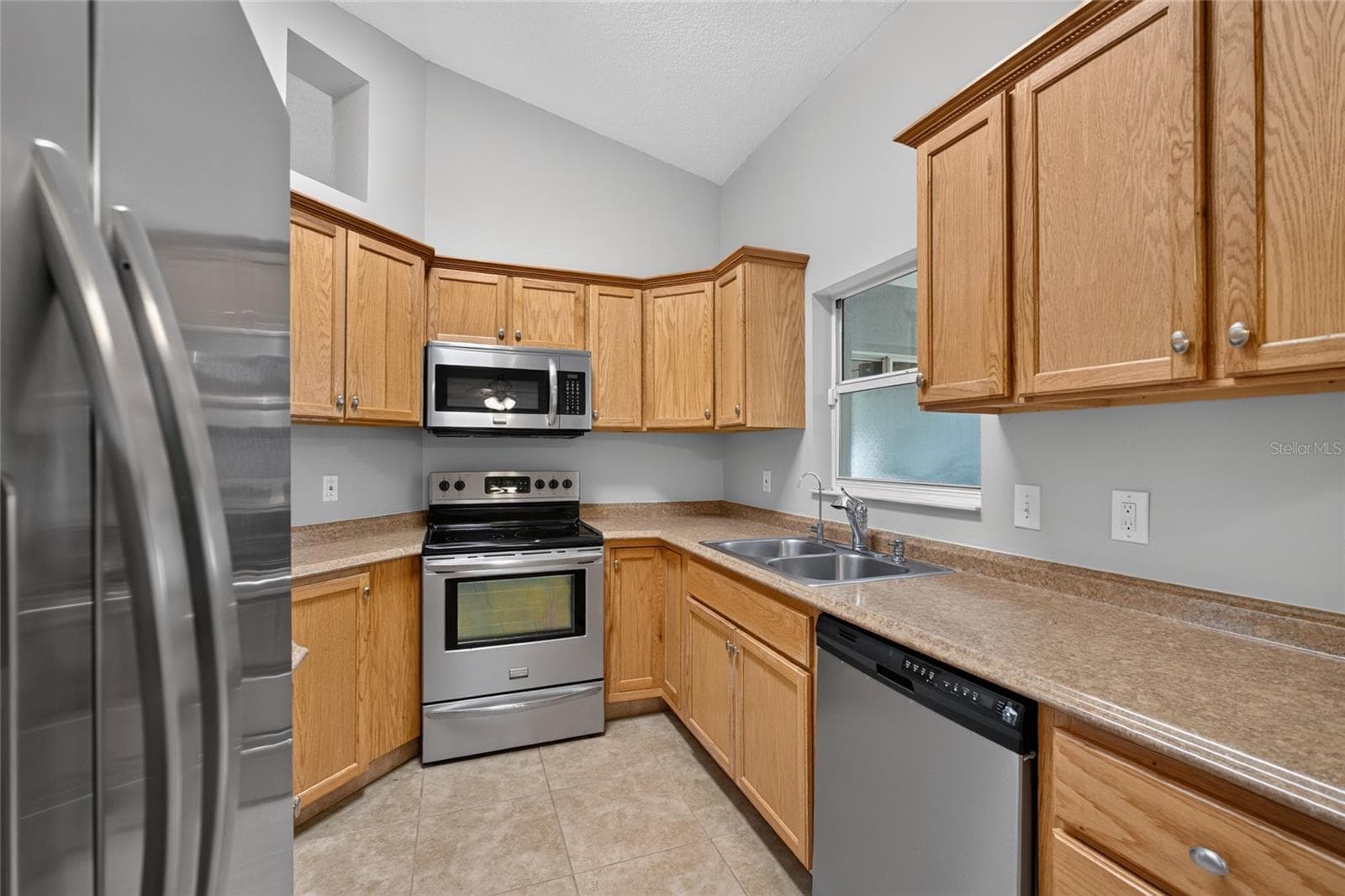 Kitchen - 39 FISCHER LN, PALM COAST