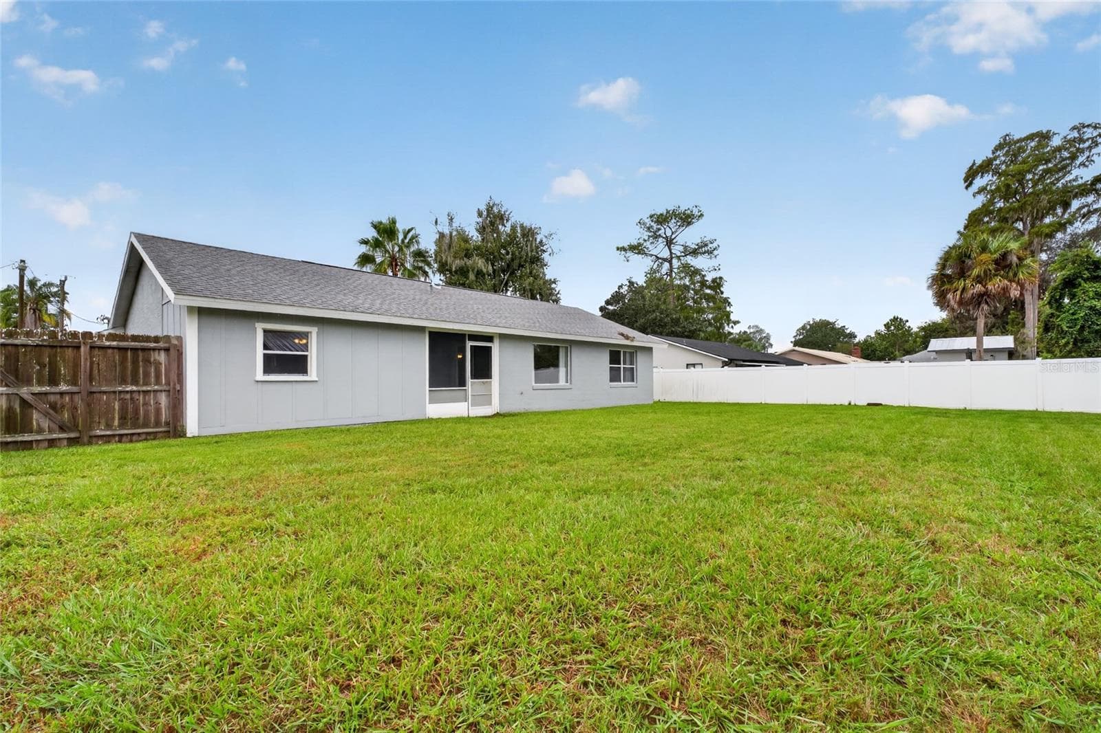 Single Family Residence at 39 FISCHER LN, PALM COAST, photo 32 of 39