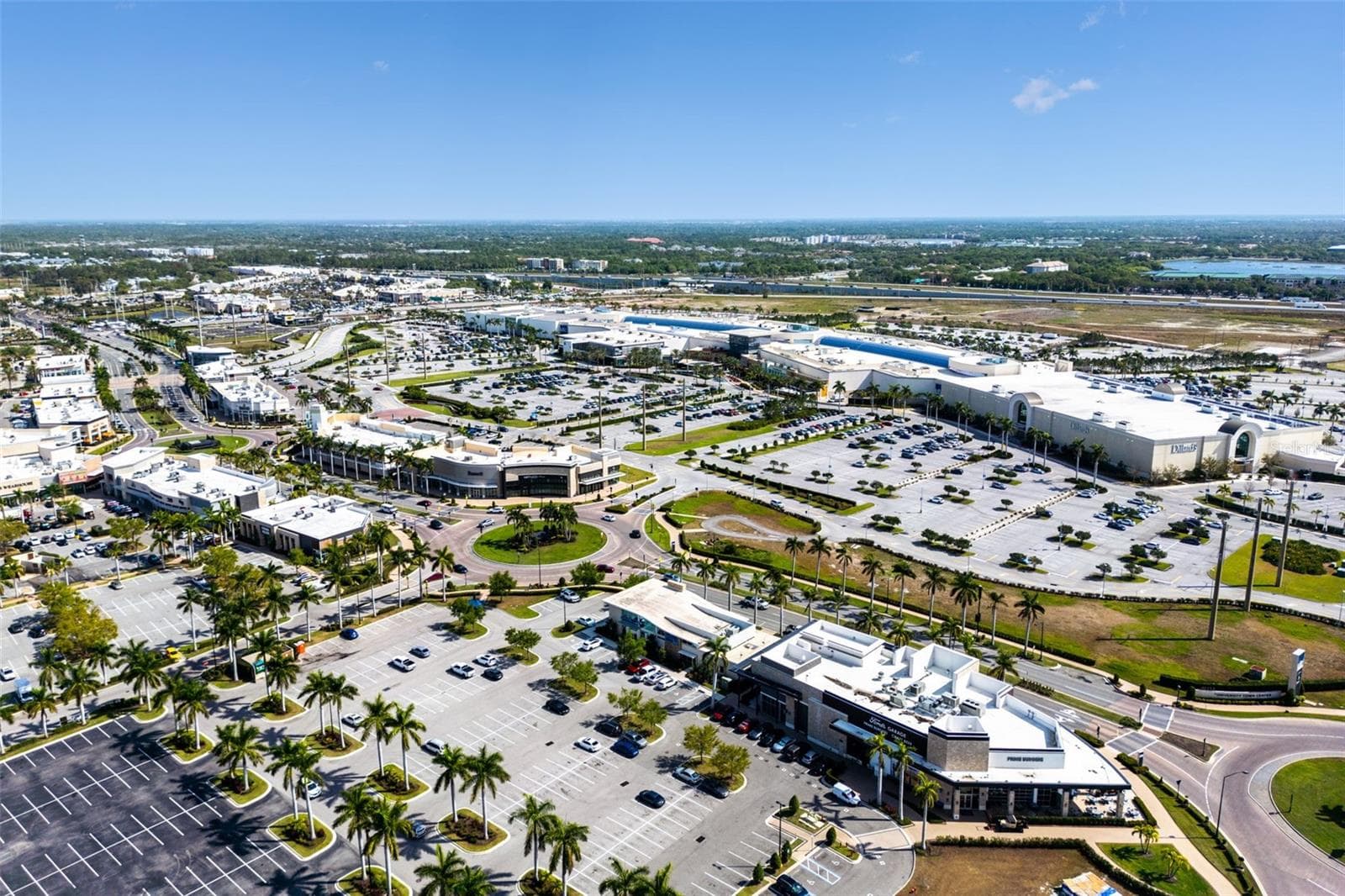 UTC area: Shopping, dining, and everyday conveniences come together in the nearby UTC district. - 8432 MIRAMAR WAY, LAKEWOOD RANCH