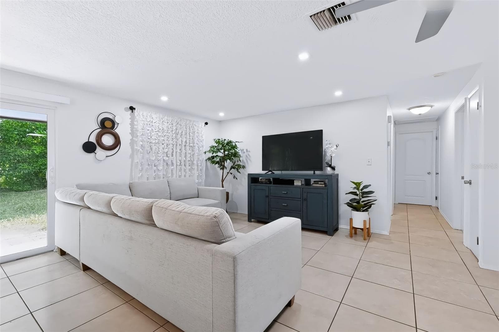 Single Family Residence at 2223 FULTON WAY, LARGO, photo 3 of 33