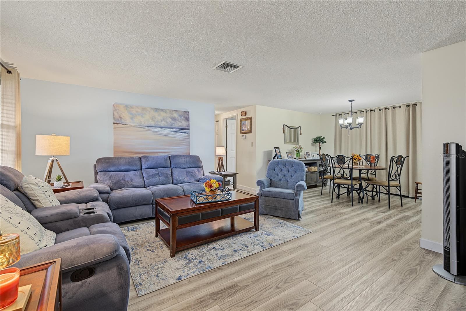 Single Family Residence at 7512 HOLLY LAKE LN, NEW PORT RICHEY, photo 5 of 36