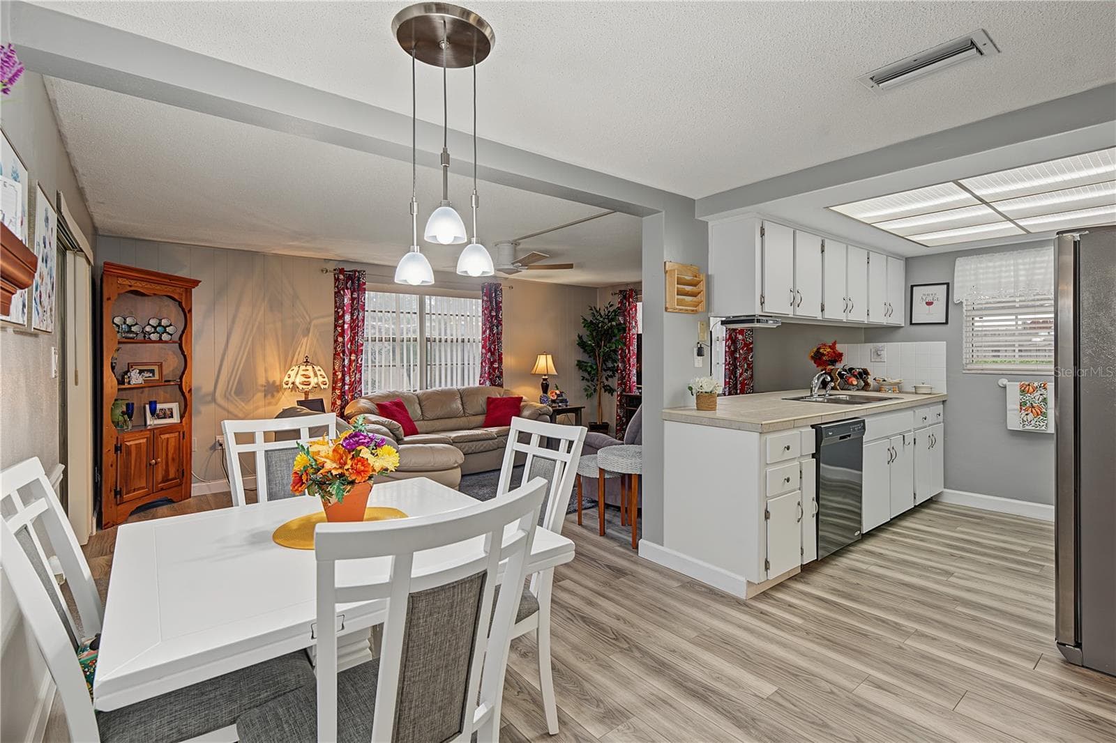 Single Family Residence at 7512 HOLLY LAKE LN, NEW PORT RICHEY, photo 13 of 36