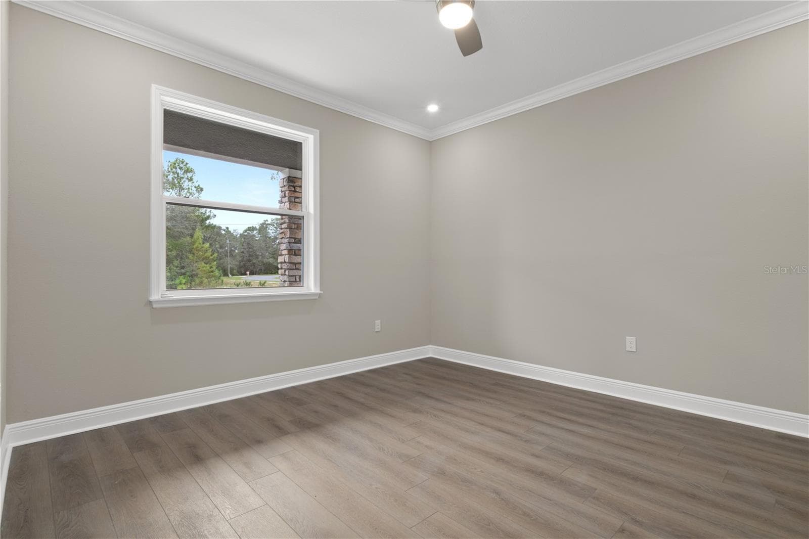 Single Family Residence at 3339 W VILLANOVA CT, BEVERLY HILLS, photo 92 of 149