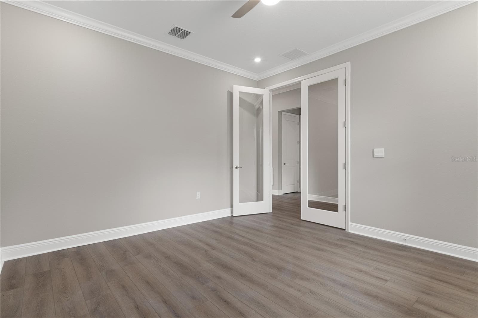 Single Family Residence at 3339 W VILLANOVA CT, BEVERLY HILLS, photo 96 of 149