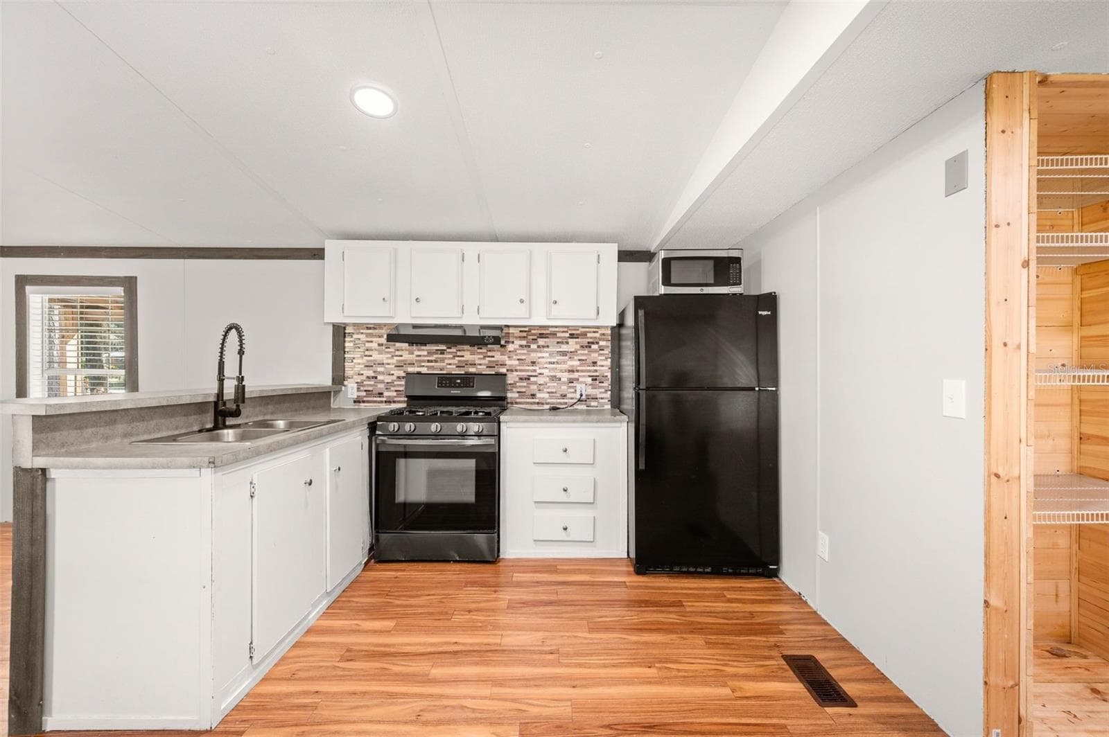 Manufactured Home at 232 SW TRUDY WAY, FORT WHITE, photo 50 of 73