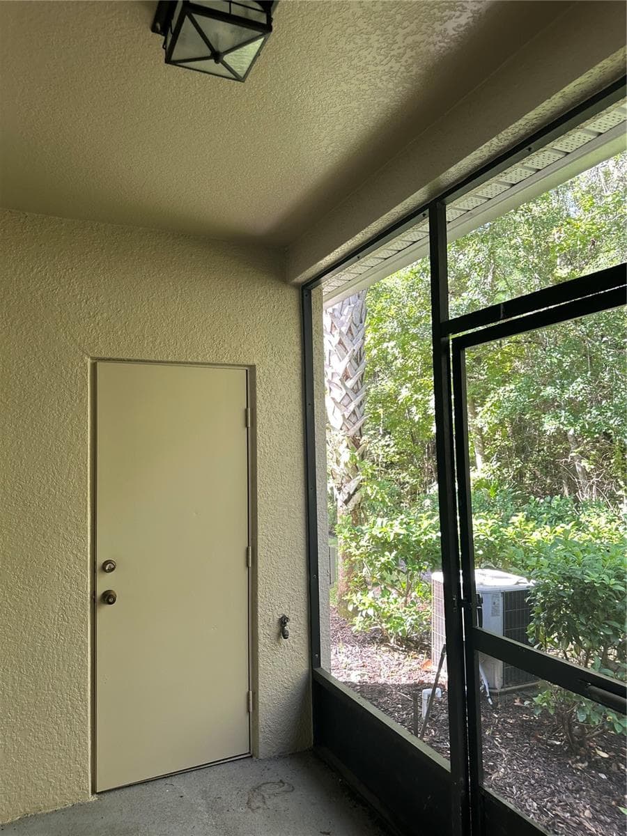 Townhouse at 766 SHROPSHIRE LOOP, SANFORD, photo 9 of 26