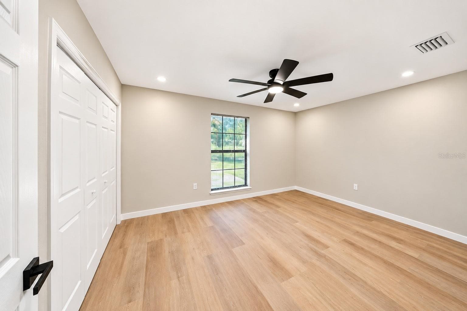 Single Family Residence at 501 CAMELIA LN, DELAND, photo 20 of 25