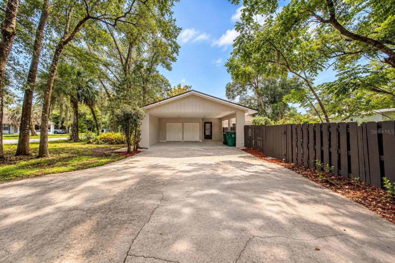 Single Family Residence at 501 CAMELIA LN, DELAND, photo 23 of 25