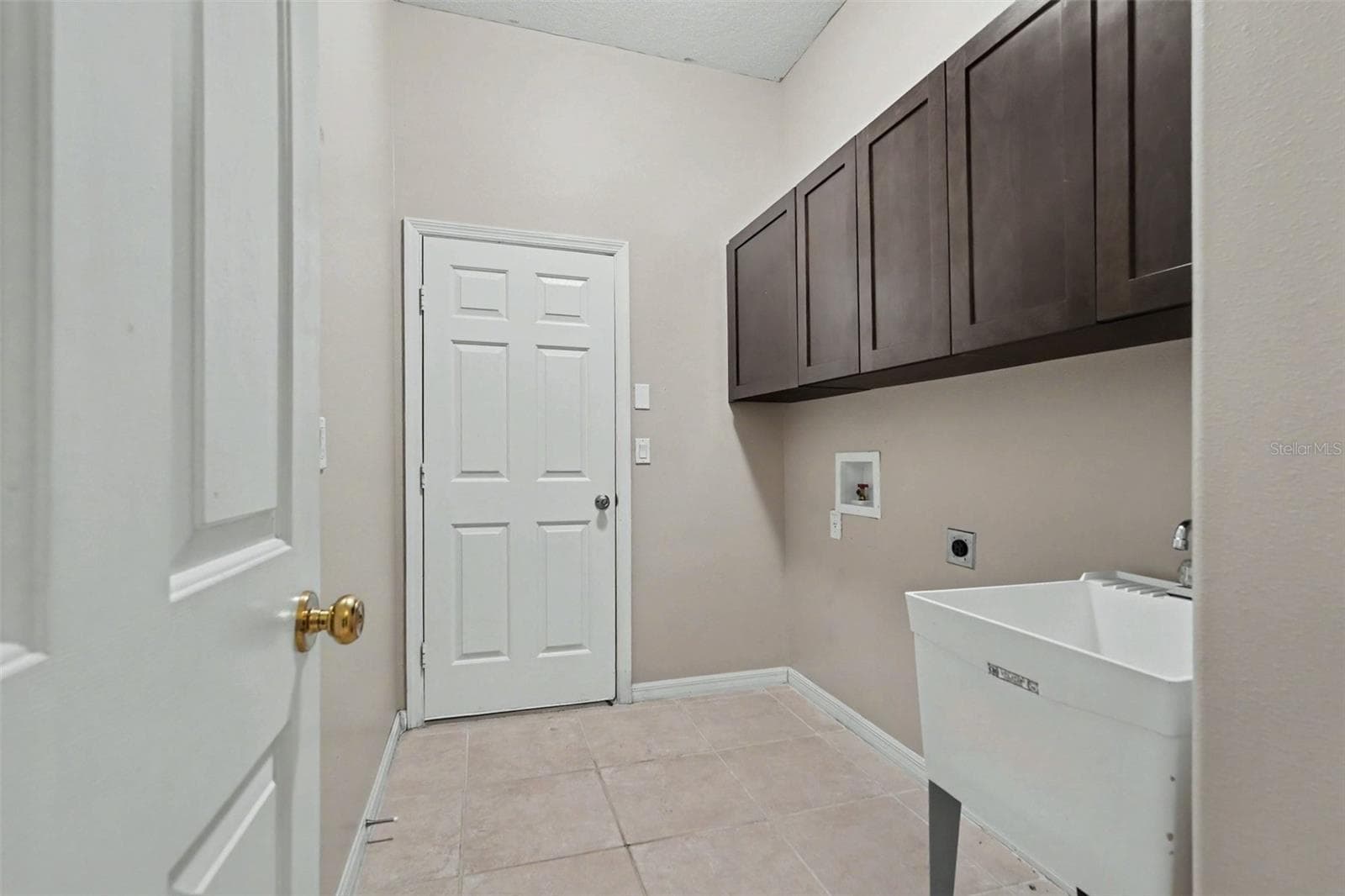 Single Family Residence at 27722 SUGAR LOAF DR, WESLEY CHAPEL, photo 16 of 18
