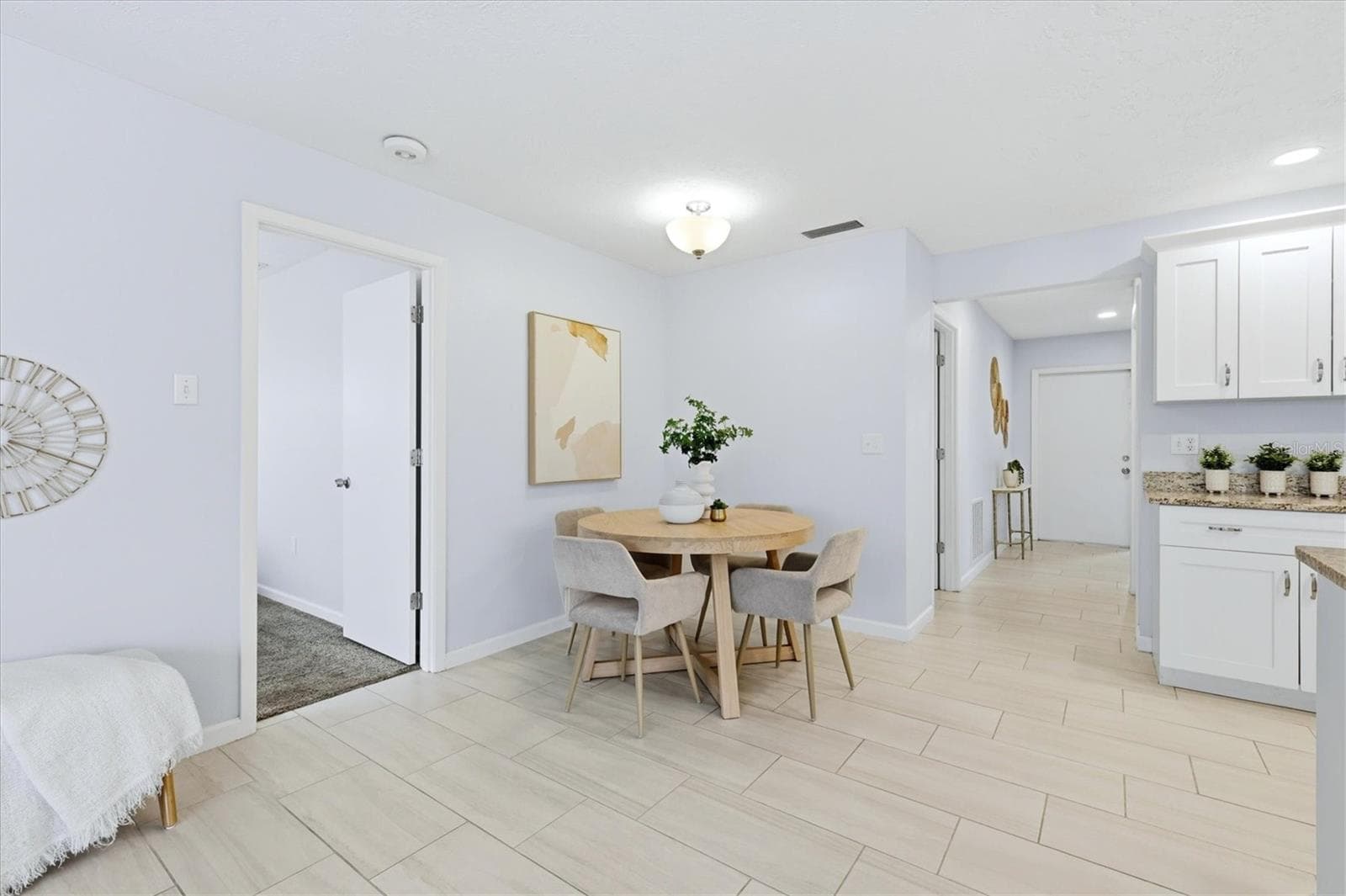 Breakfast Area - 1010 MALIBU CT, VENICE