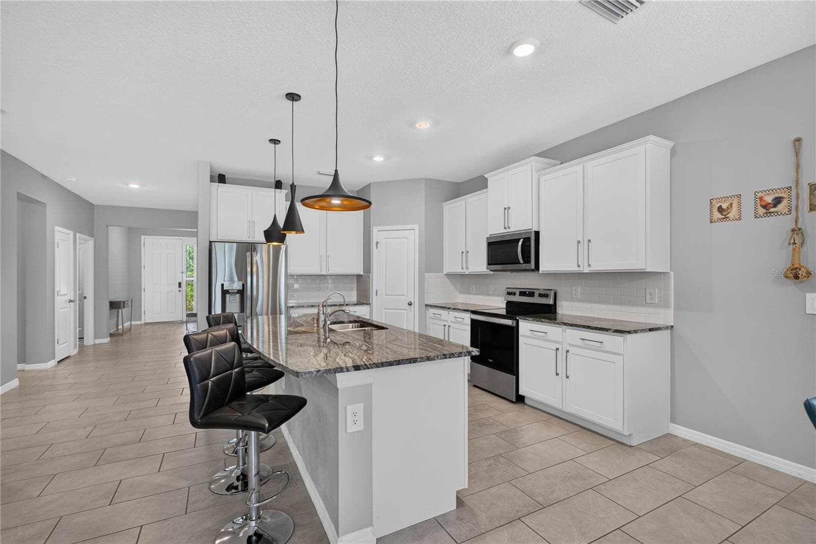 Single Family Residence at 12704 LATERAL ROOT DR, SARASOTA, photo 6 of 38