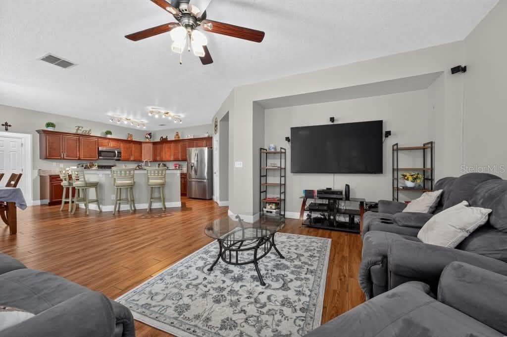 Single Family Residence at 241 ANDOVER DR, DAVENPORT, photo 13 of 47