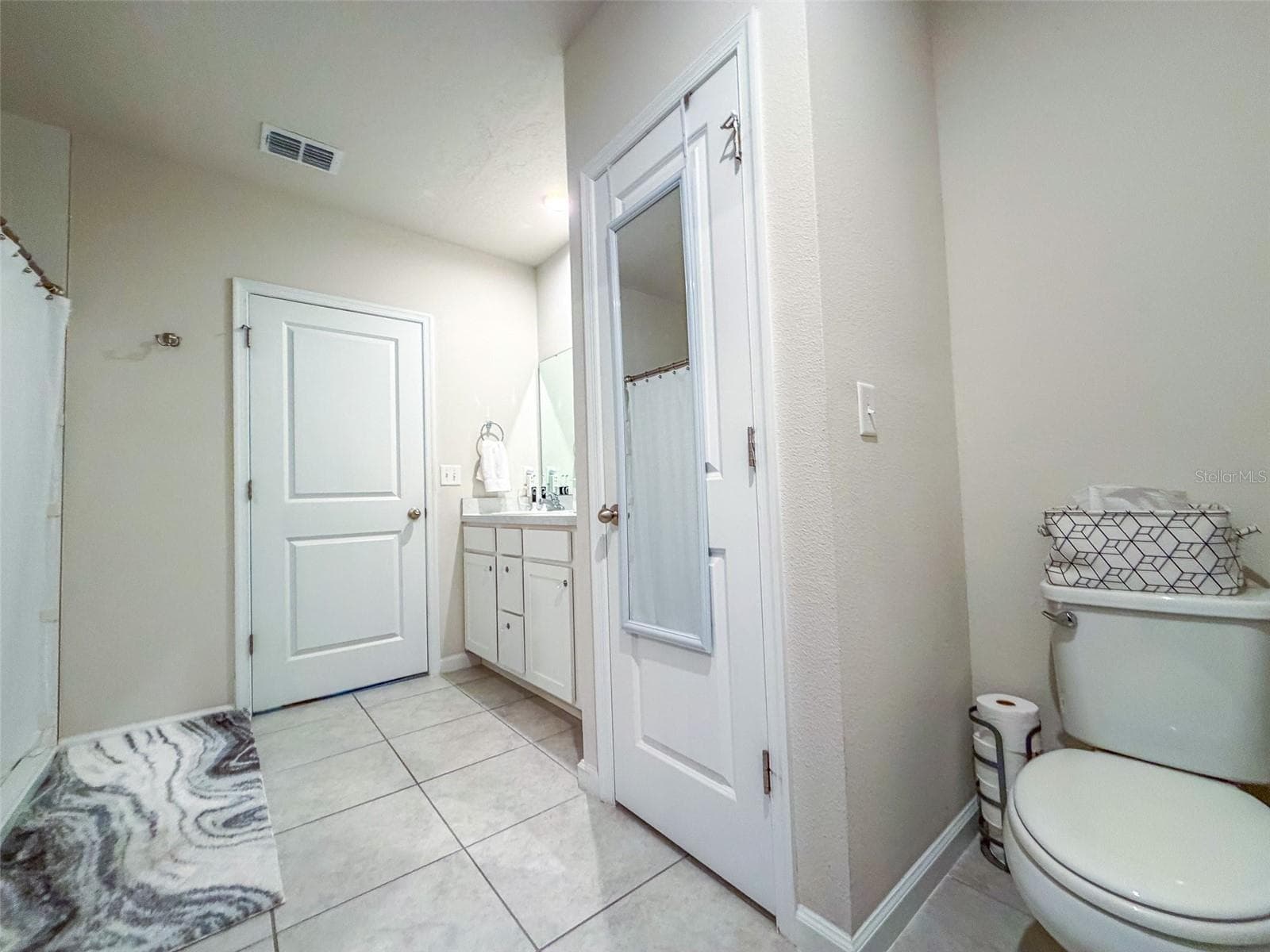 Single Family Residence at 1331 HAINES DR, WINTER HAVEN, photo 15 of 36
