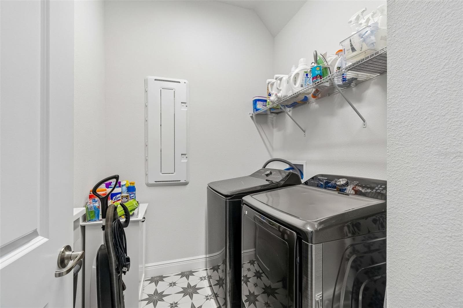 Laundry Room - 6107 NIKKI LANE LN, ODESSA