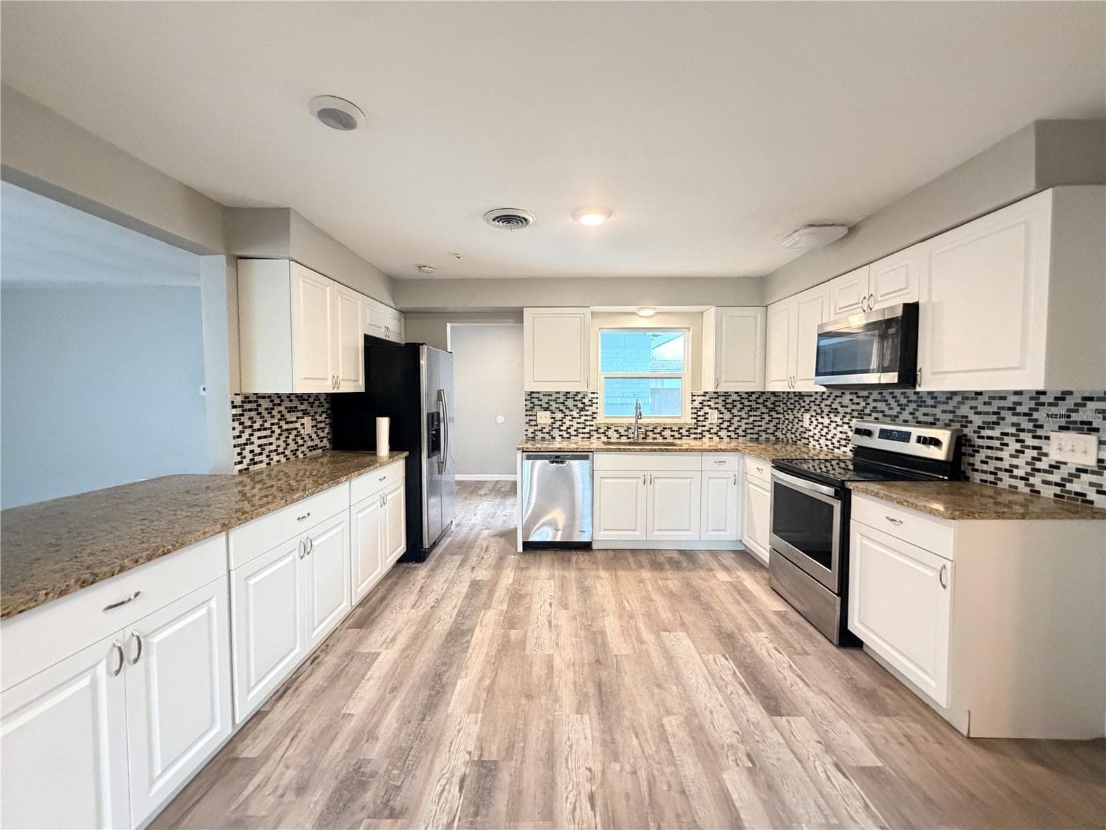 Single Family Residence at 105 CARIB DR, MERRITT ISLAND, photo 5 of 25