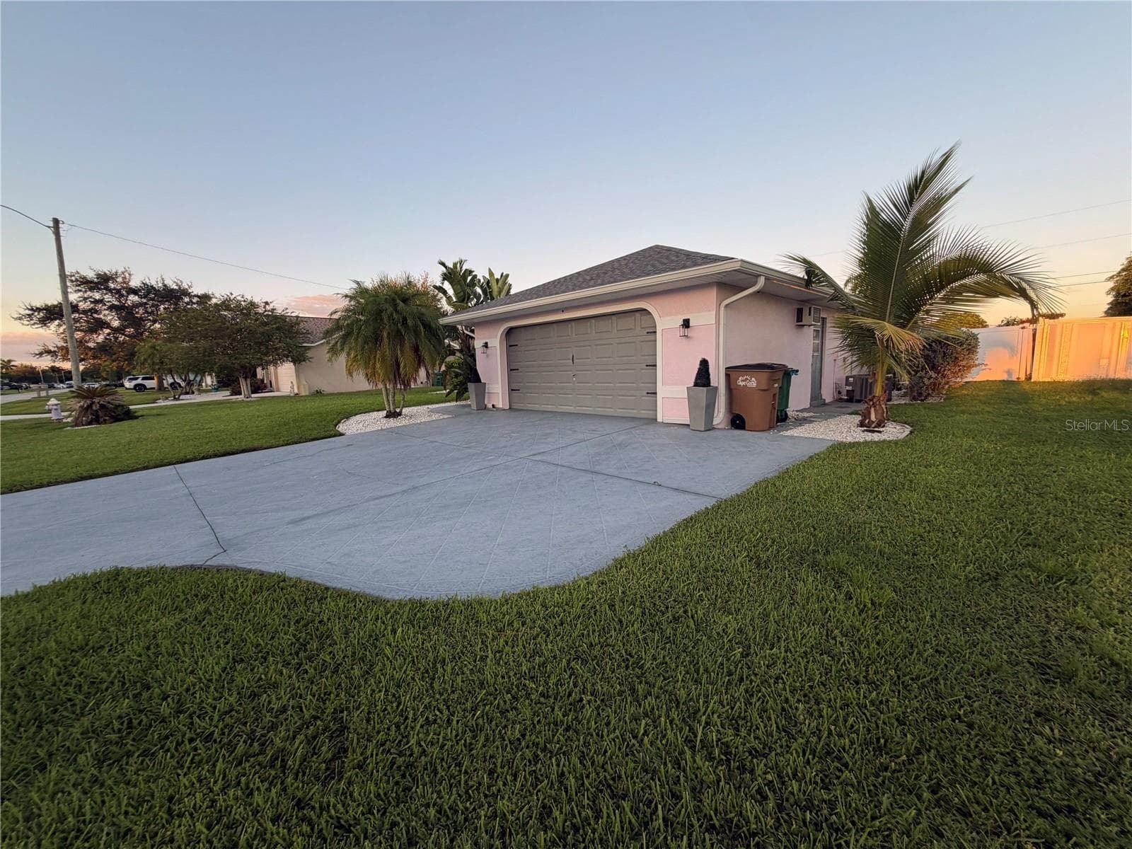 Single Family Residence at 1943 SE 8TH PL, CAPE CORAL, photo 2 of 51