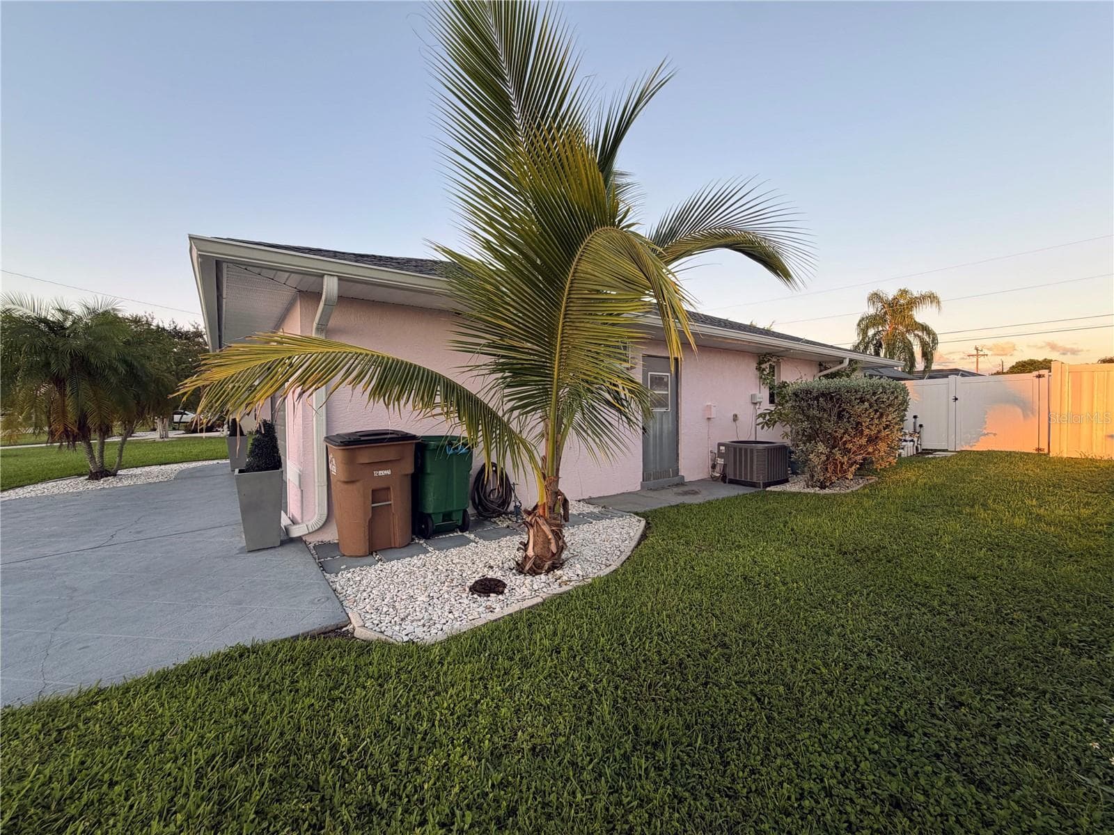 Single Family Residence at 1943 SE 8TH PL, CAPE CORAL, photo 47 of 51