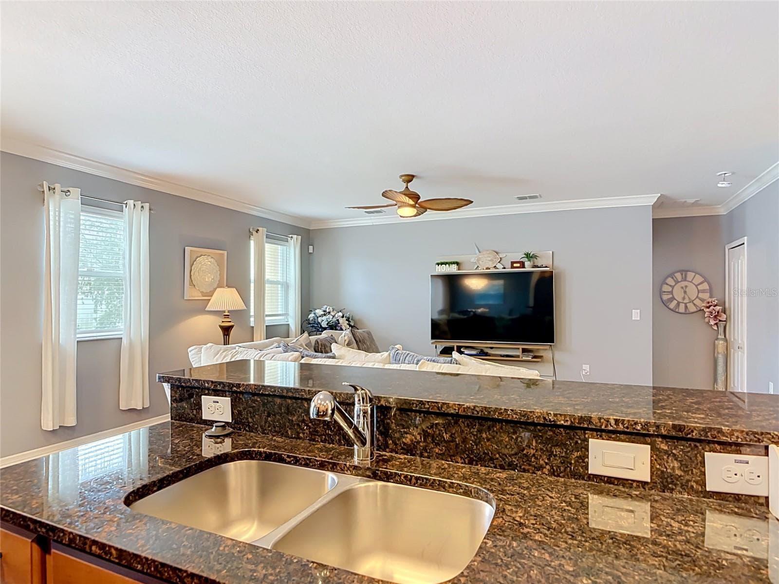 Single Family Residence at 141 W FIESTA KEY LOOP, DELAND, photo 17 of 61