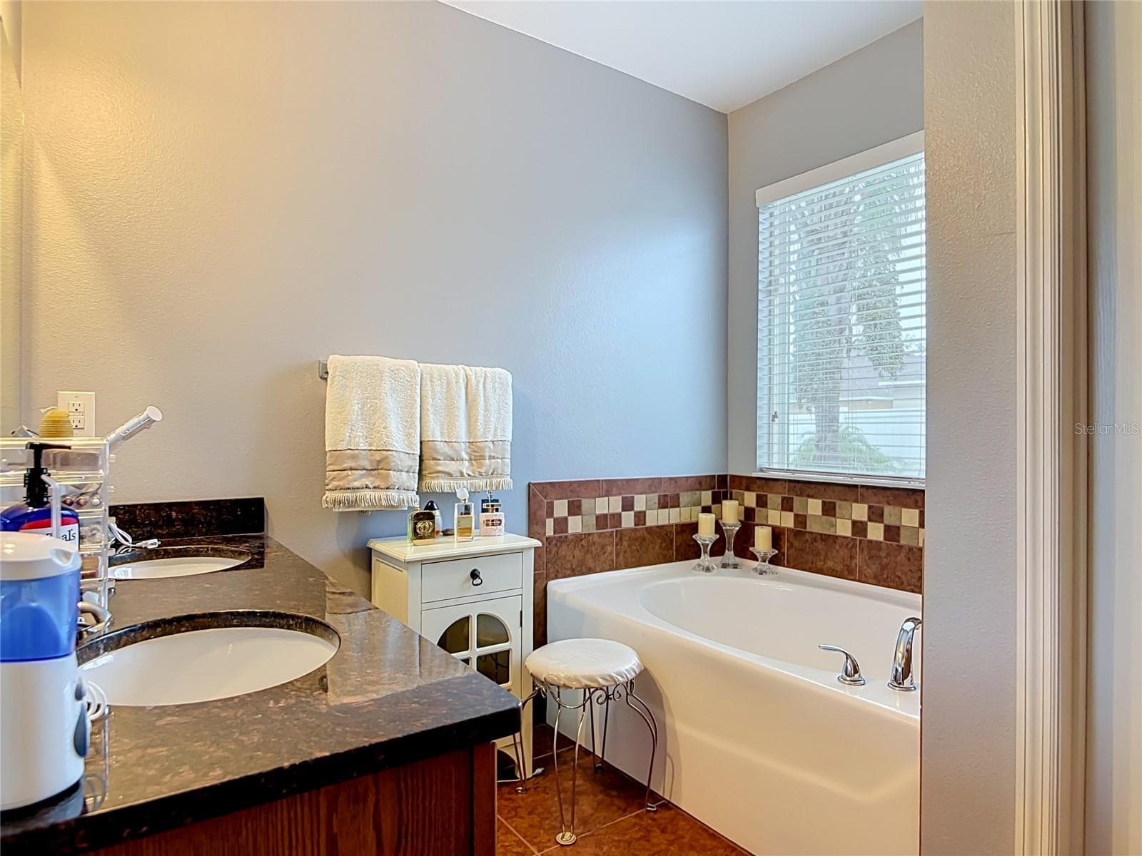 Single Family Residence at 141 W FIESTA KEY LOOP, DELAND, photo 24 of 61
