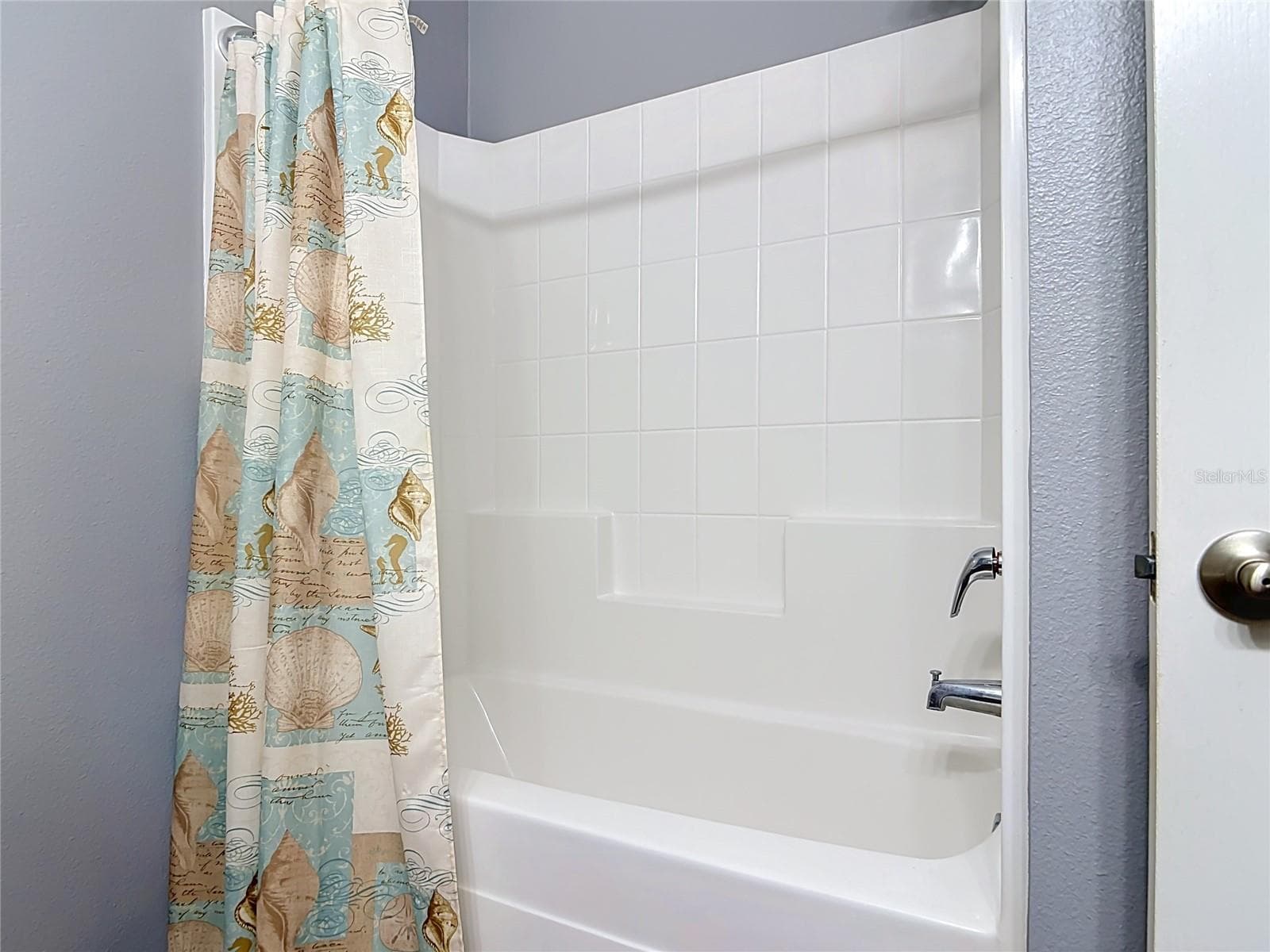 Single Family Residence at 141 W FIESTA KEY LOOP, DELAND, photo 31 of 61