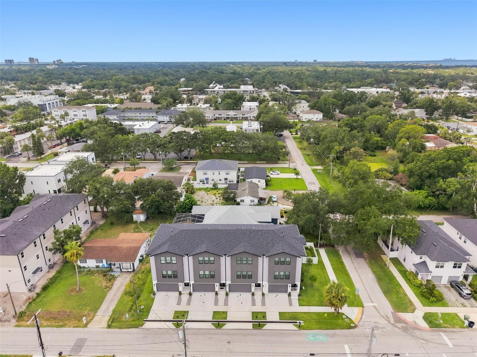 Townhouse at 4324 W GRAY ST #2, TAMPA, photo 36 of 45