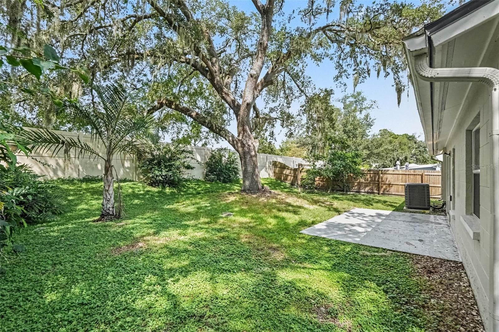 Single Family Residence at 13904 FULLERTON DR, TAMPA, photo 19 of 21