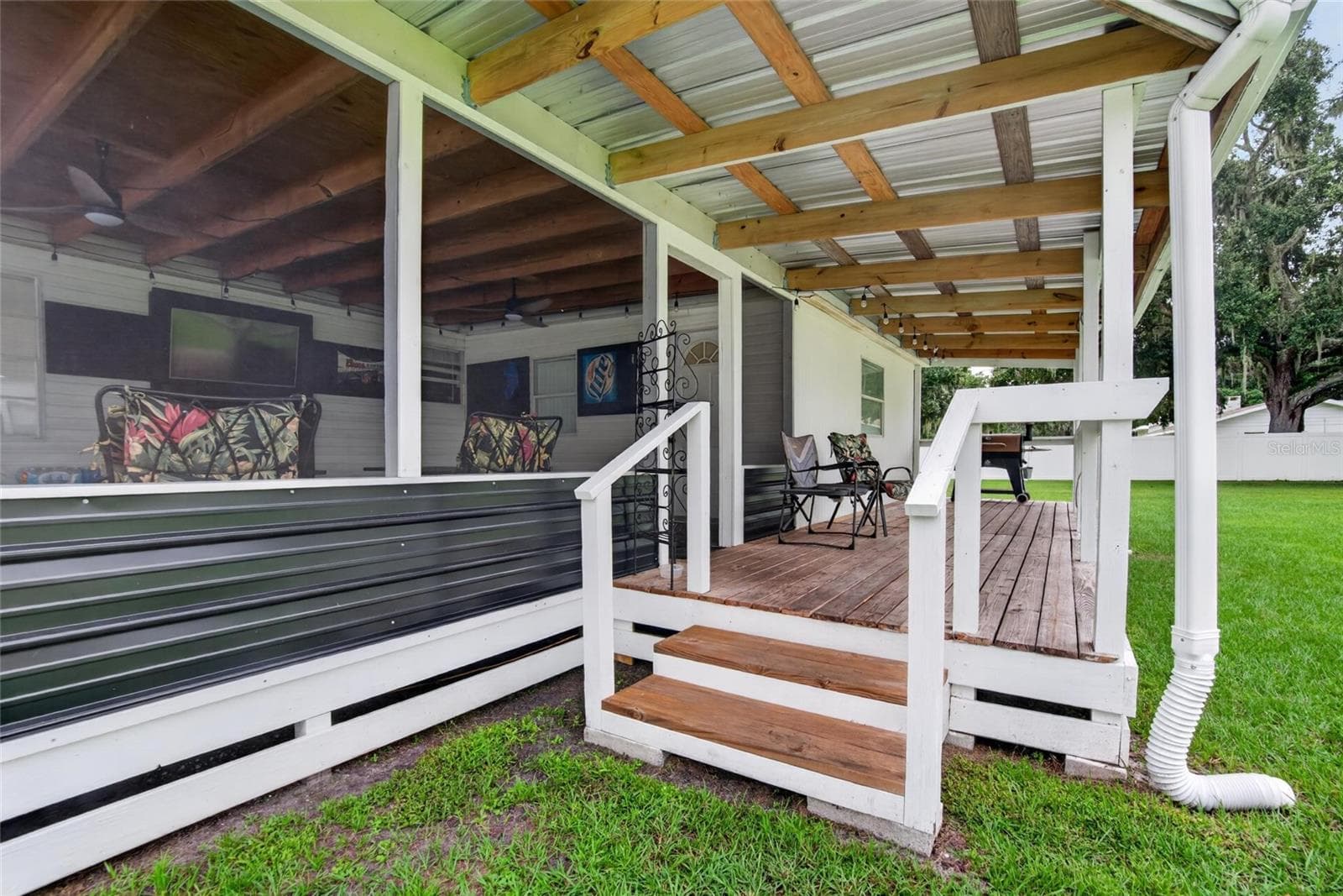 Manufactured Home at 3902 TOPRECA DR, PLANT CITY, photo 9 of 31
