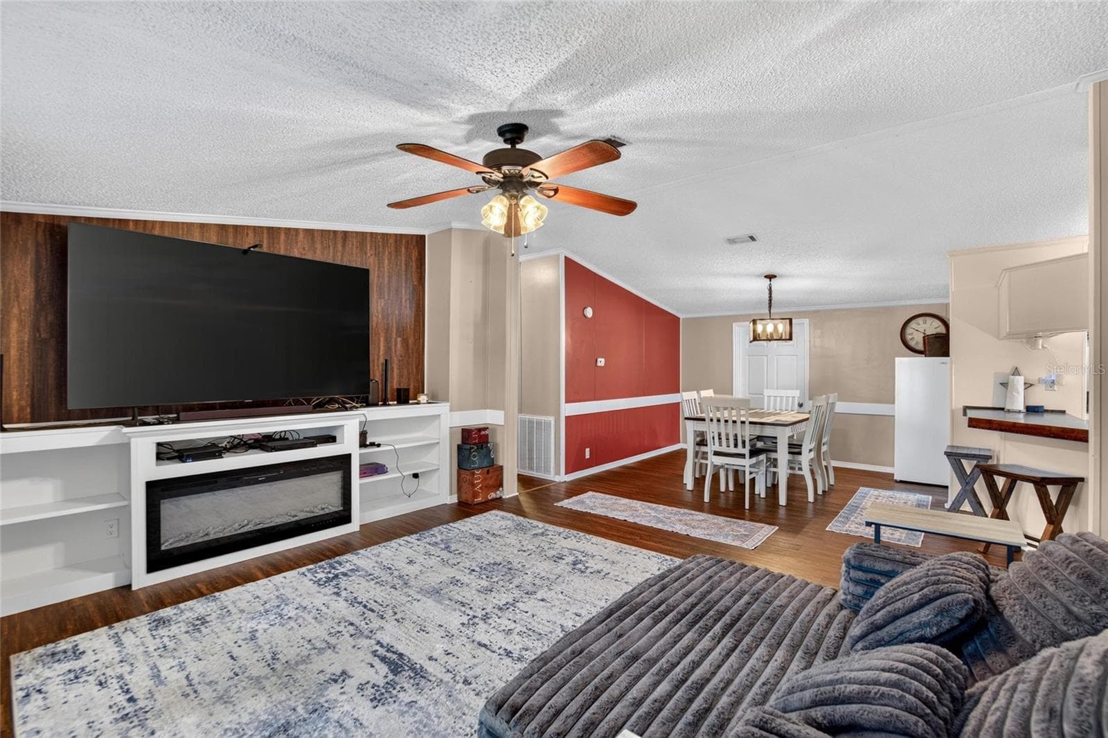 Manufactured Home at 3902 TOPRECA DR, PLANT CITY, photo 15 of 31