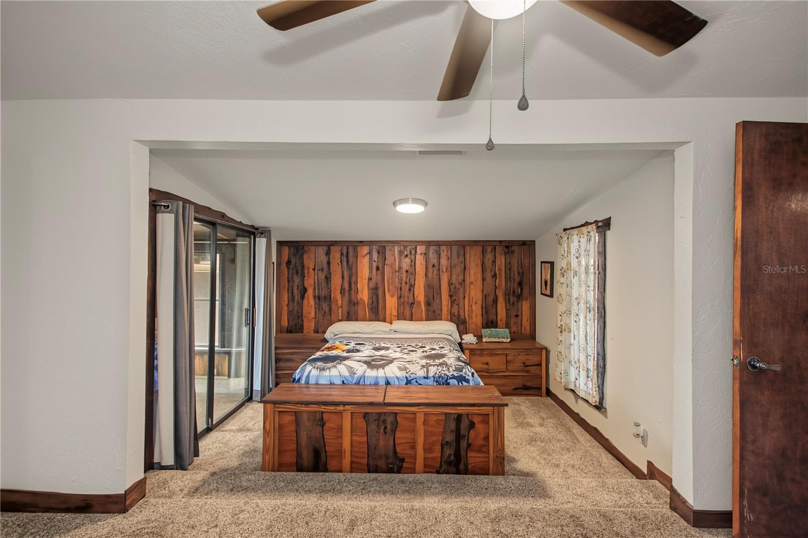 Single Family Residence at 24970 NE 130TH LN, SALT SPRINGS, photo 16 of 43