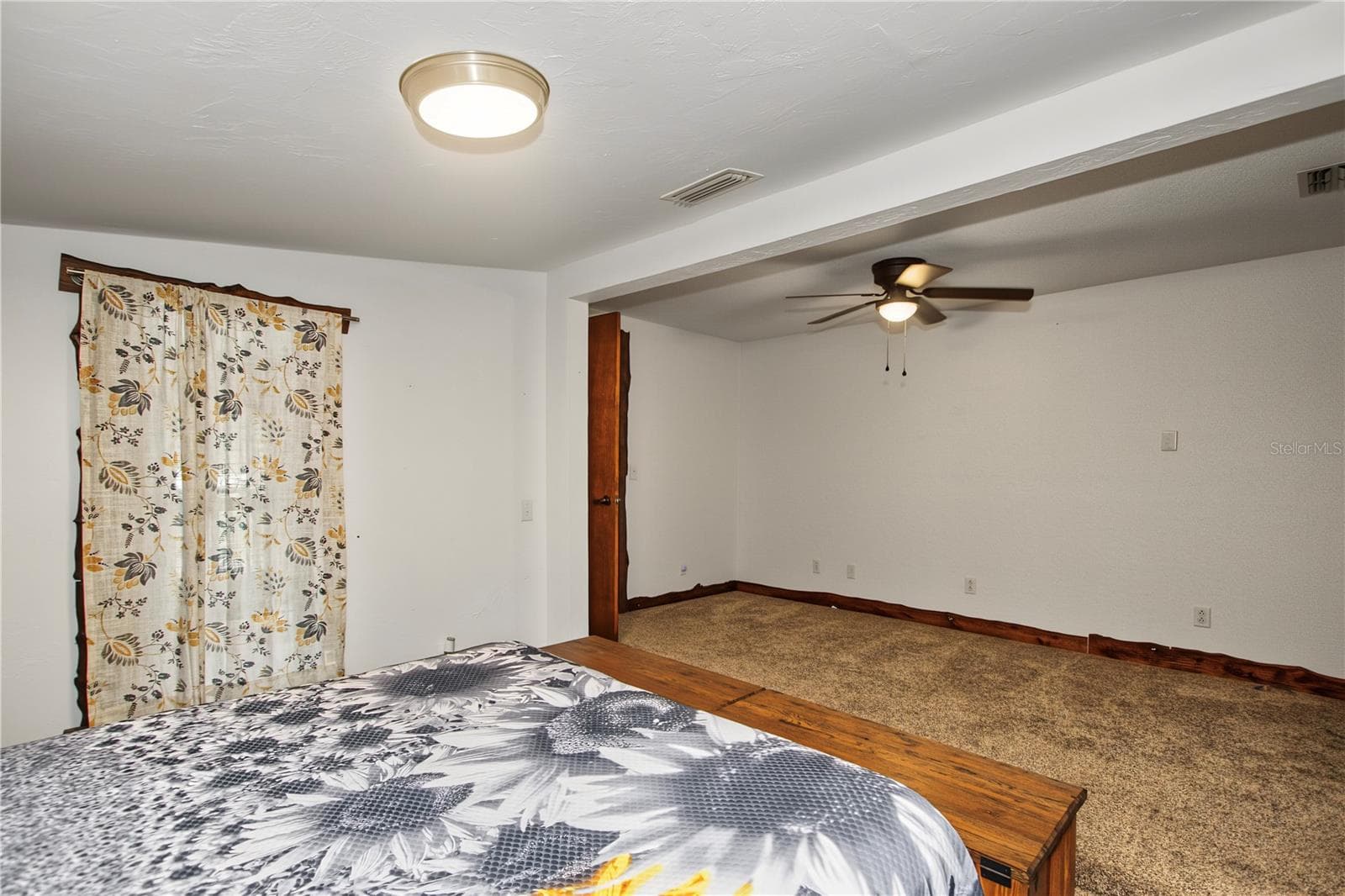 Single Family Residence at 24970 NE 130TH LN, SALT SPRINGS, photo 19 of 43