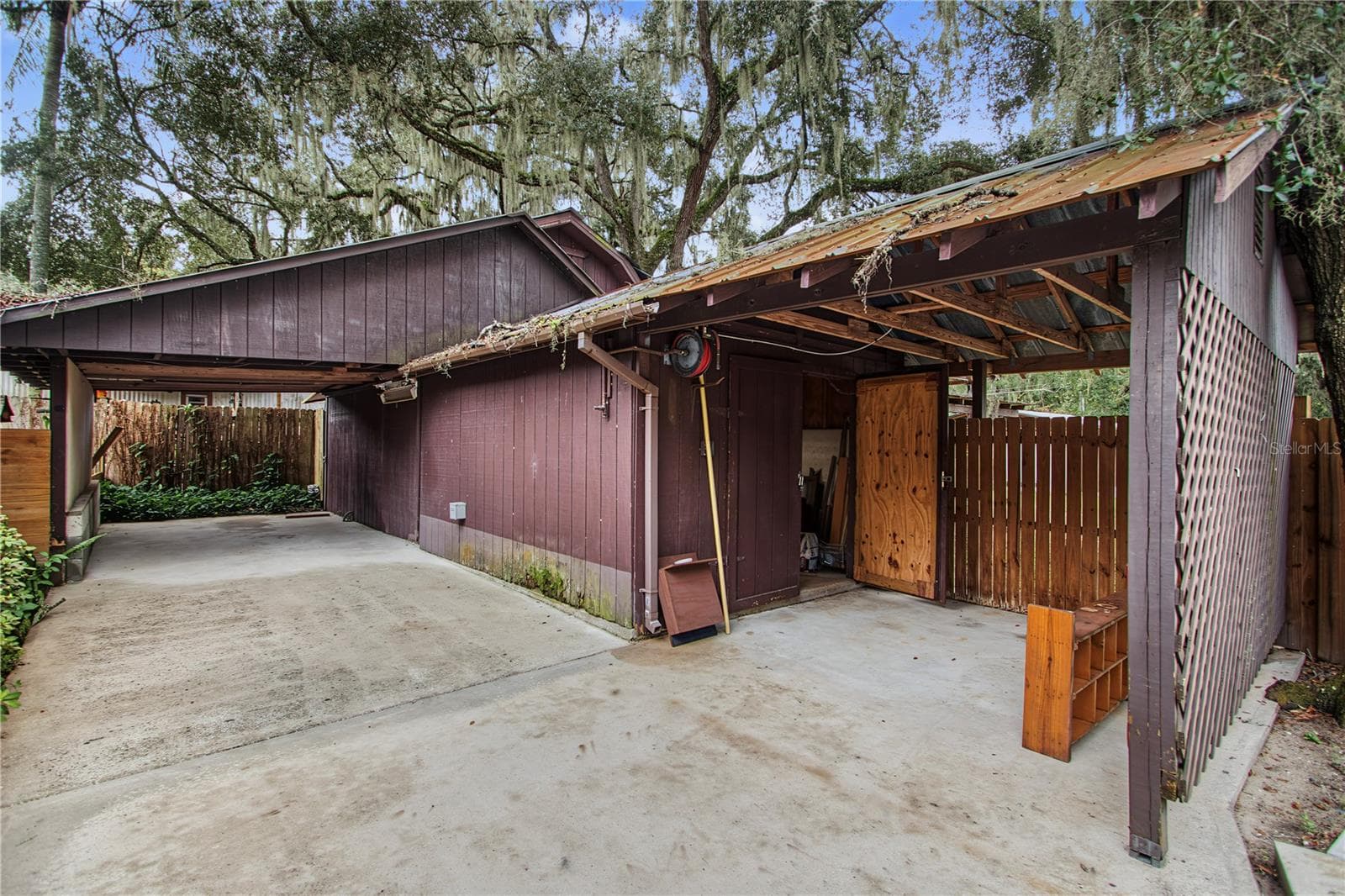 Single Family Residence at 24970 NE 130TH LN, SALT SPRINGS, photo 35 of 43
