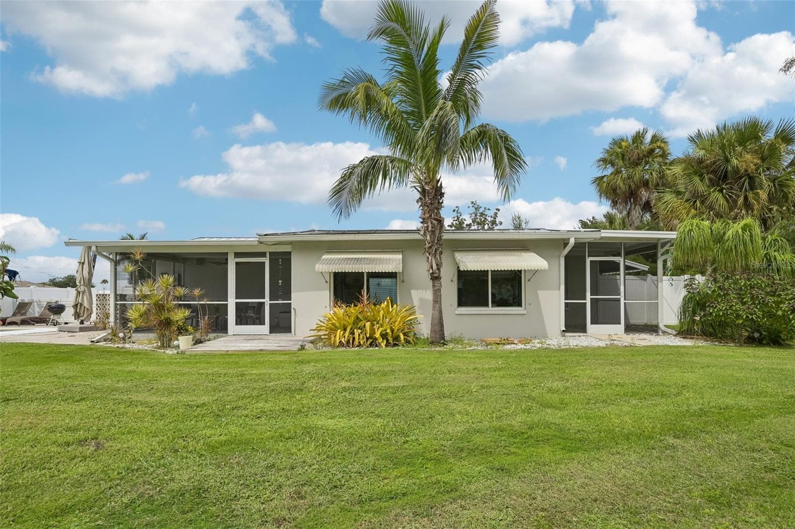 Single Family Residence at NOKOMIS, photo 4 of 47