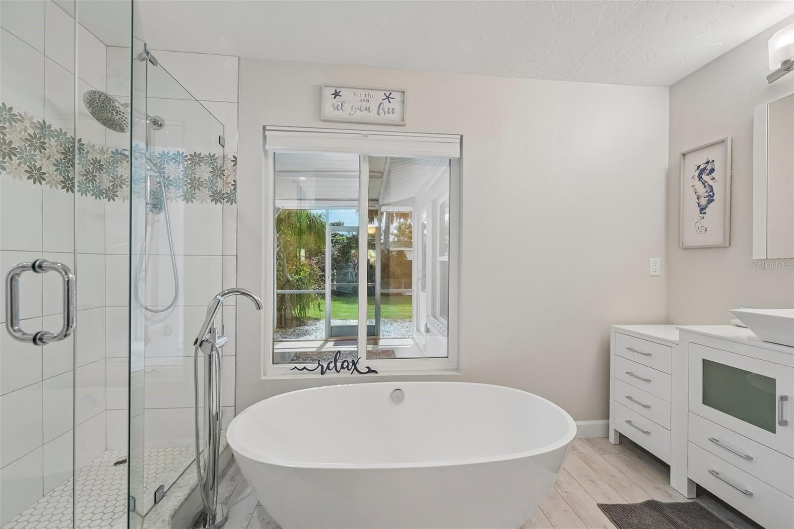 Single Family Residence at NOKOMIS, photo 13 of 47