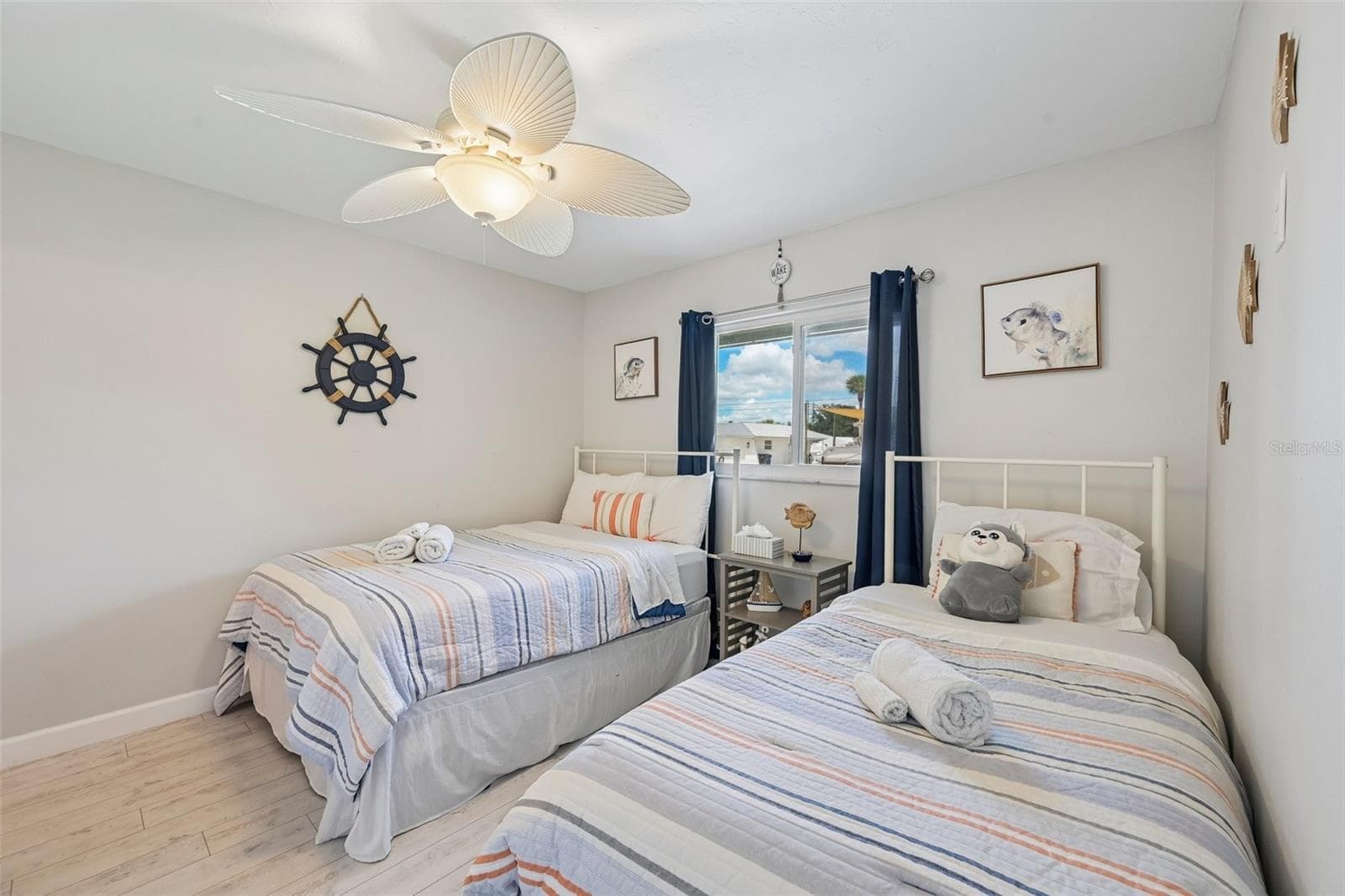 Single Family Residence at NOKOMIS, photo 14 of 47