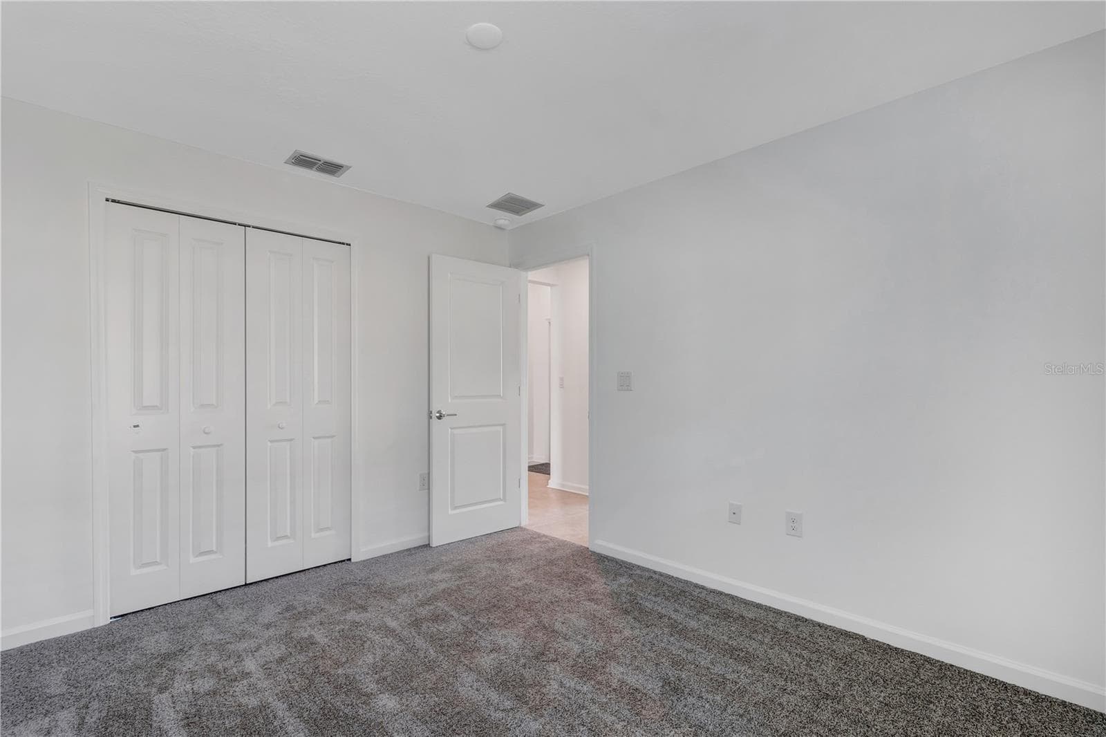 Single Family Residence at 865 CITRUS RESERVE BLVD, DAVENPORT, photo 13 of 22